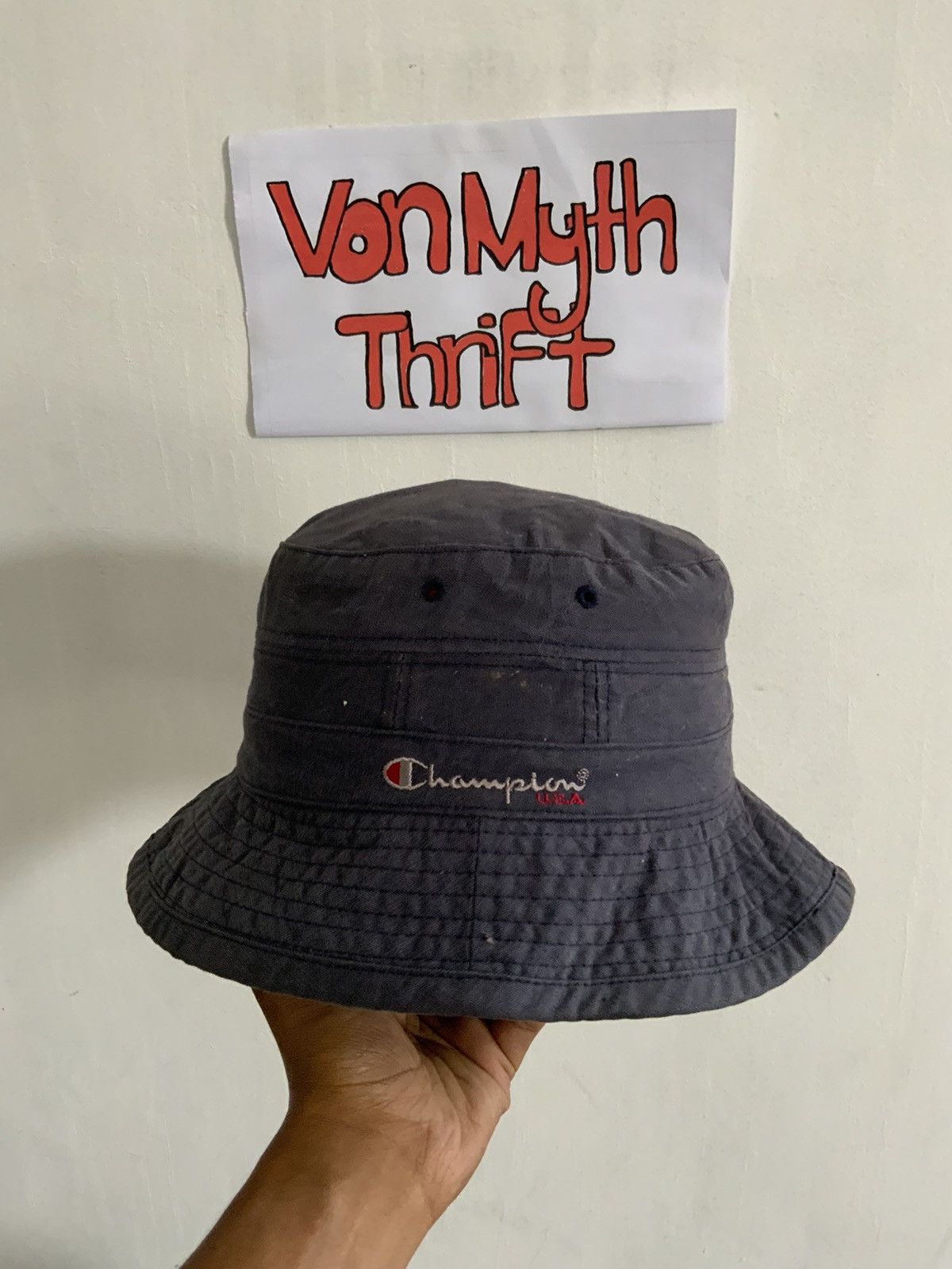 Vintage Champion Spellout Fade Bucket Hat
