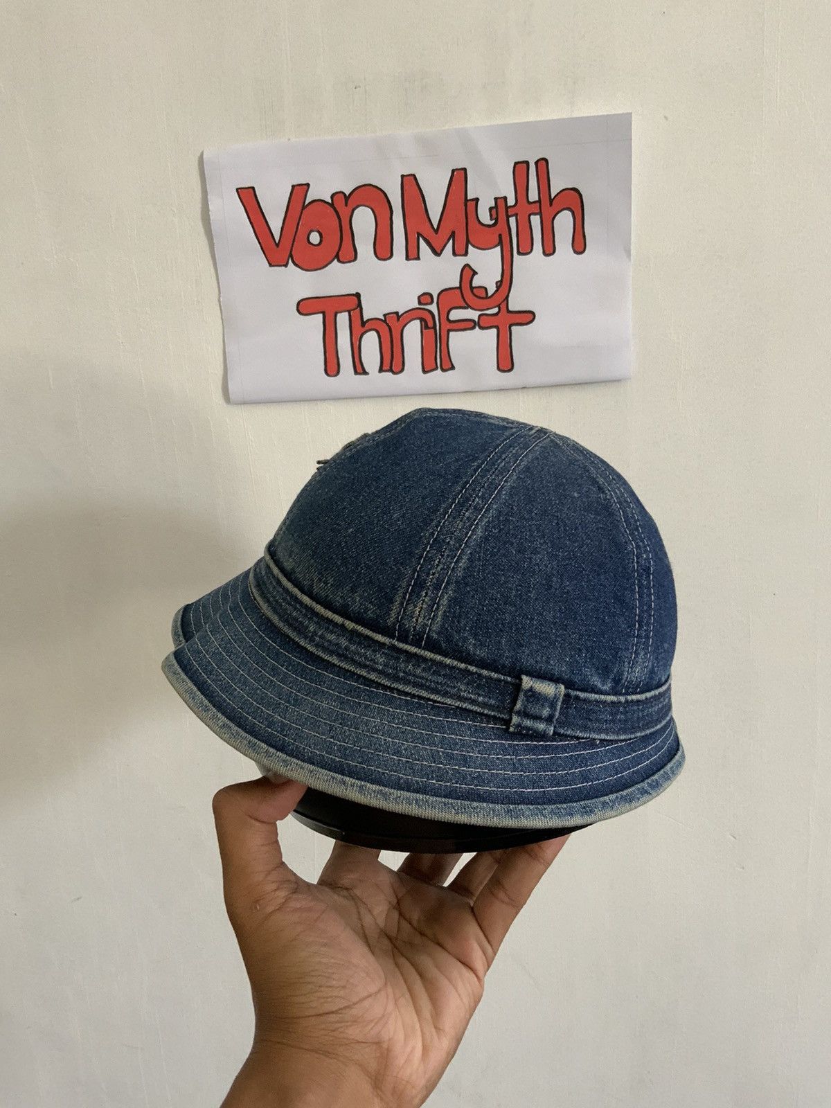Japanese Brand Hello Kitty Patches Denim Light Wash Bucket Hat Size ONE SIZE - 2 Thumbnail