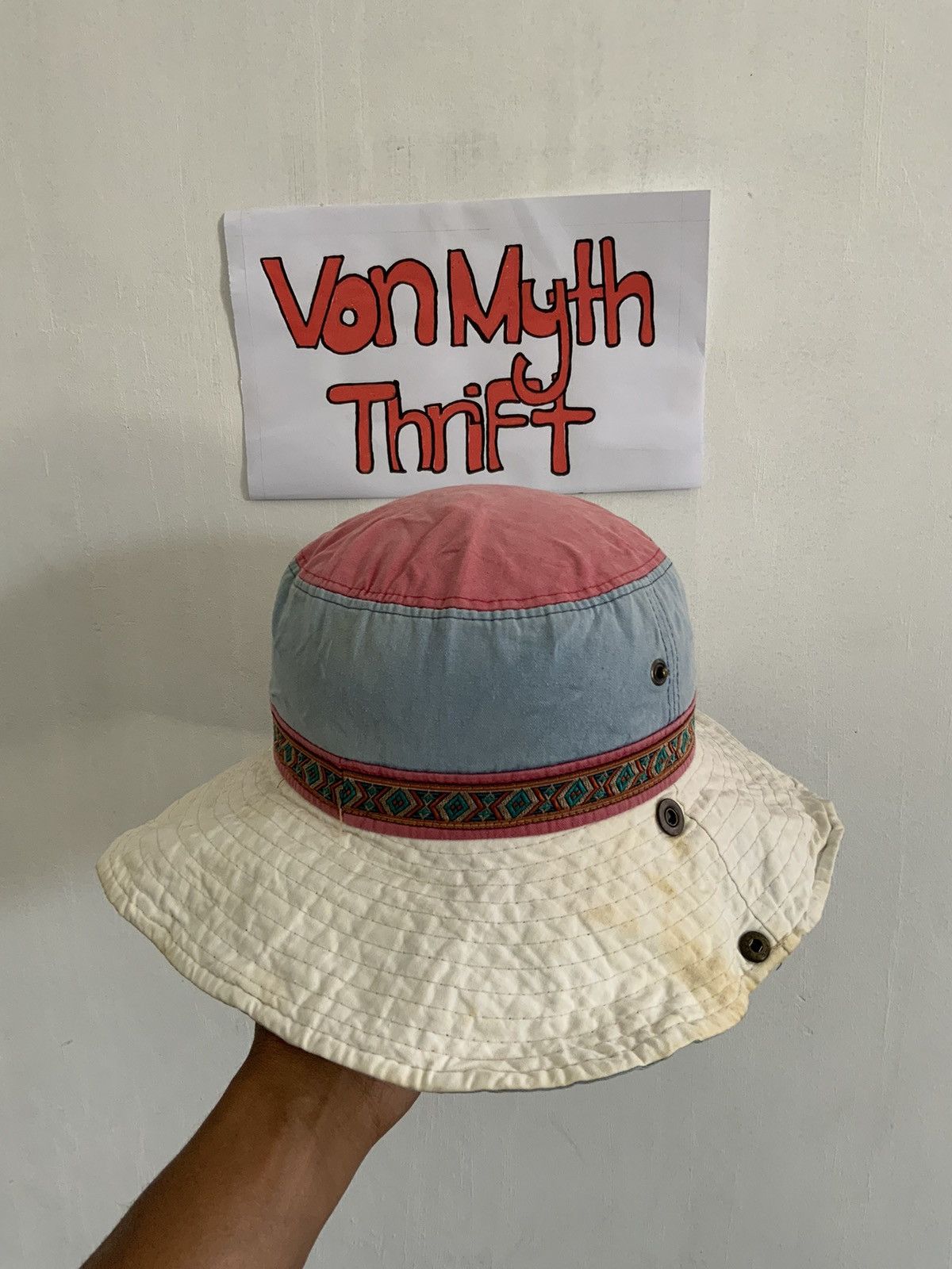 Native Design Bucket Hat