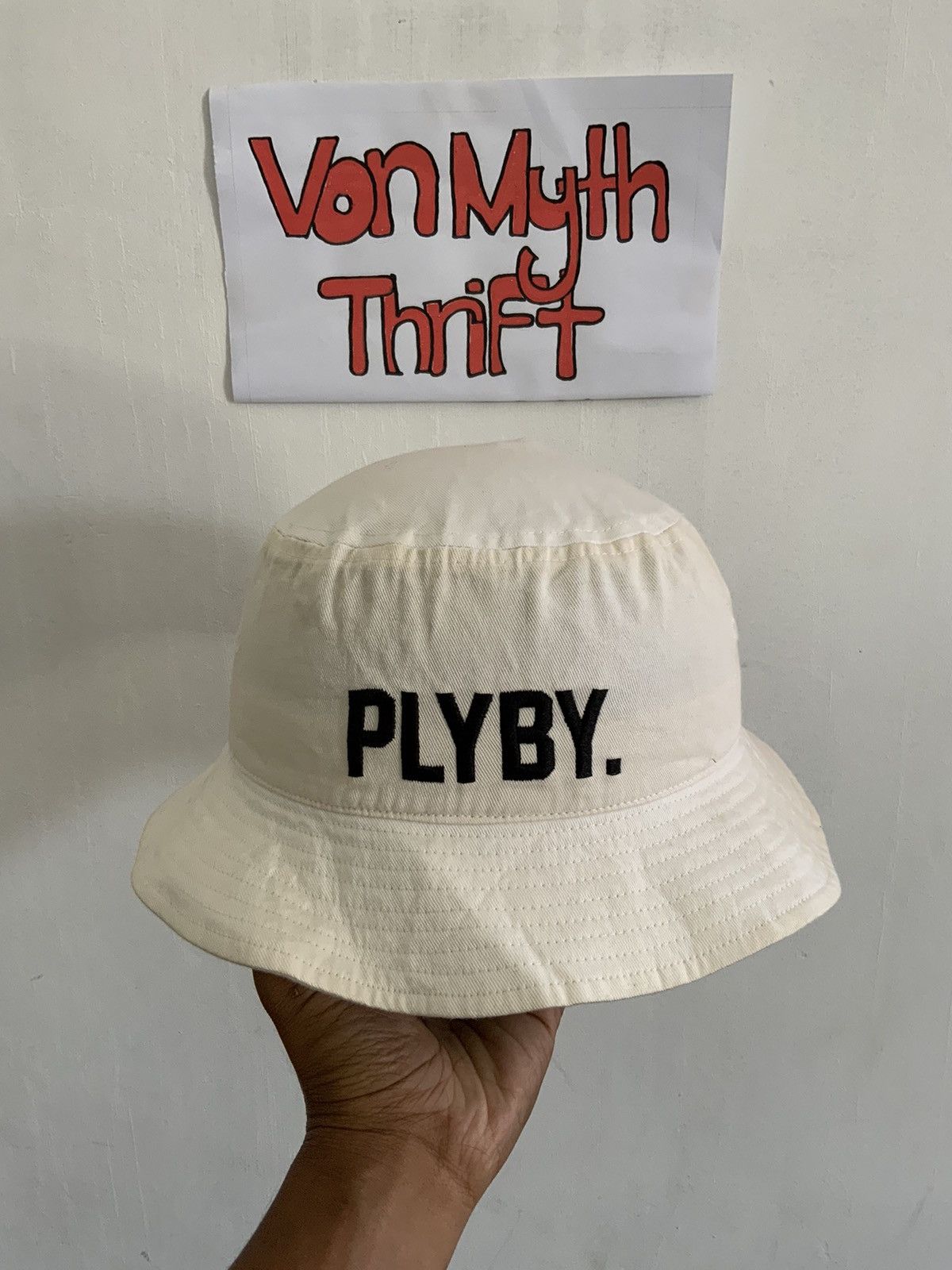 Playboy Playboy White Bucket Hat Size ONE SIZE - 4 Thumbnail