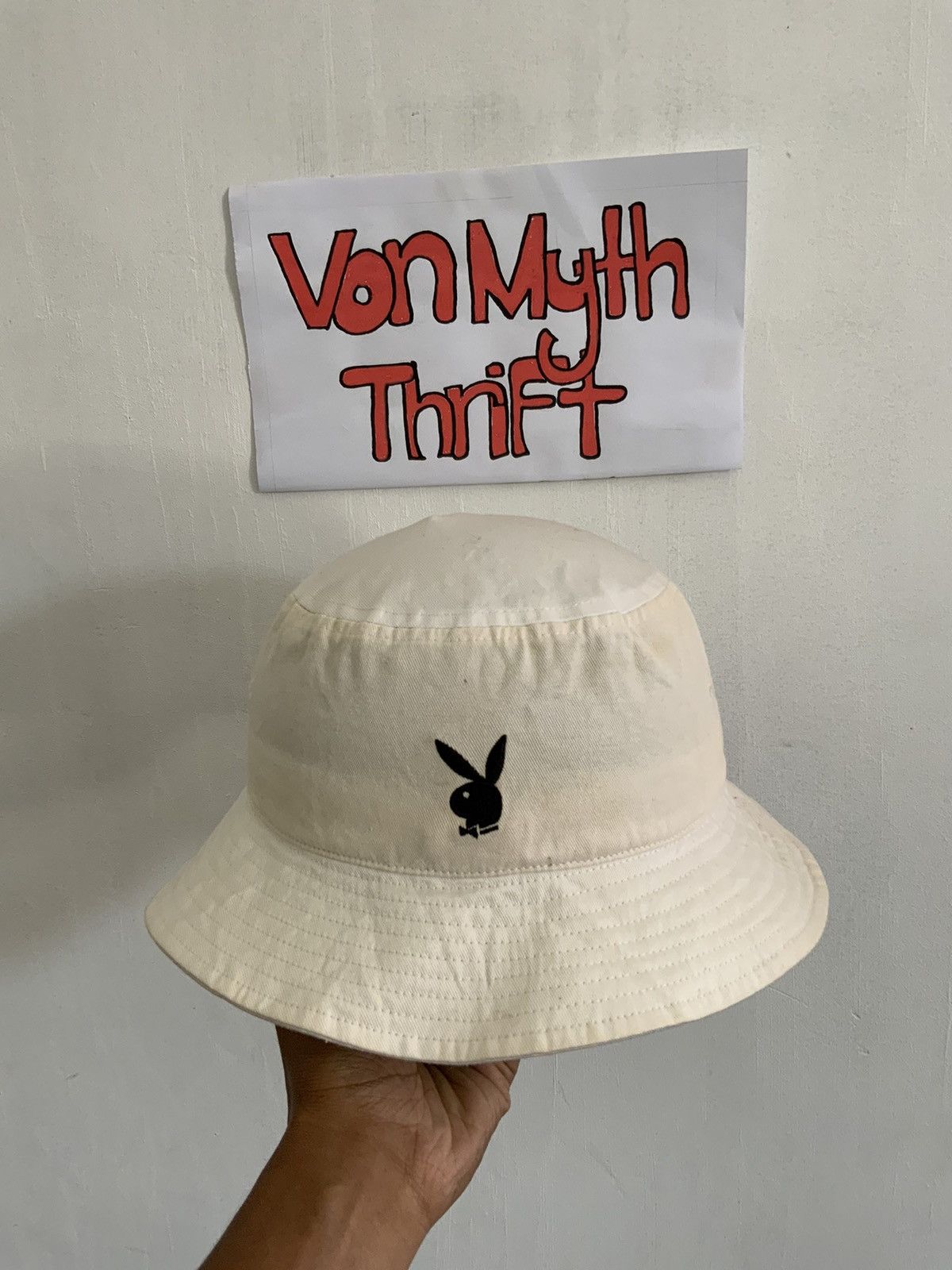 Playboy Playboy White Bucket Hat Size ONE SIZE - 2 Thumbnail