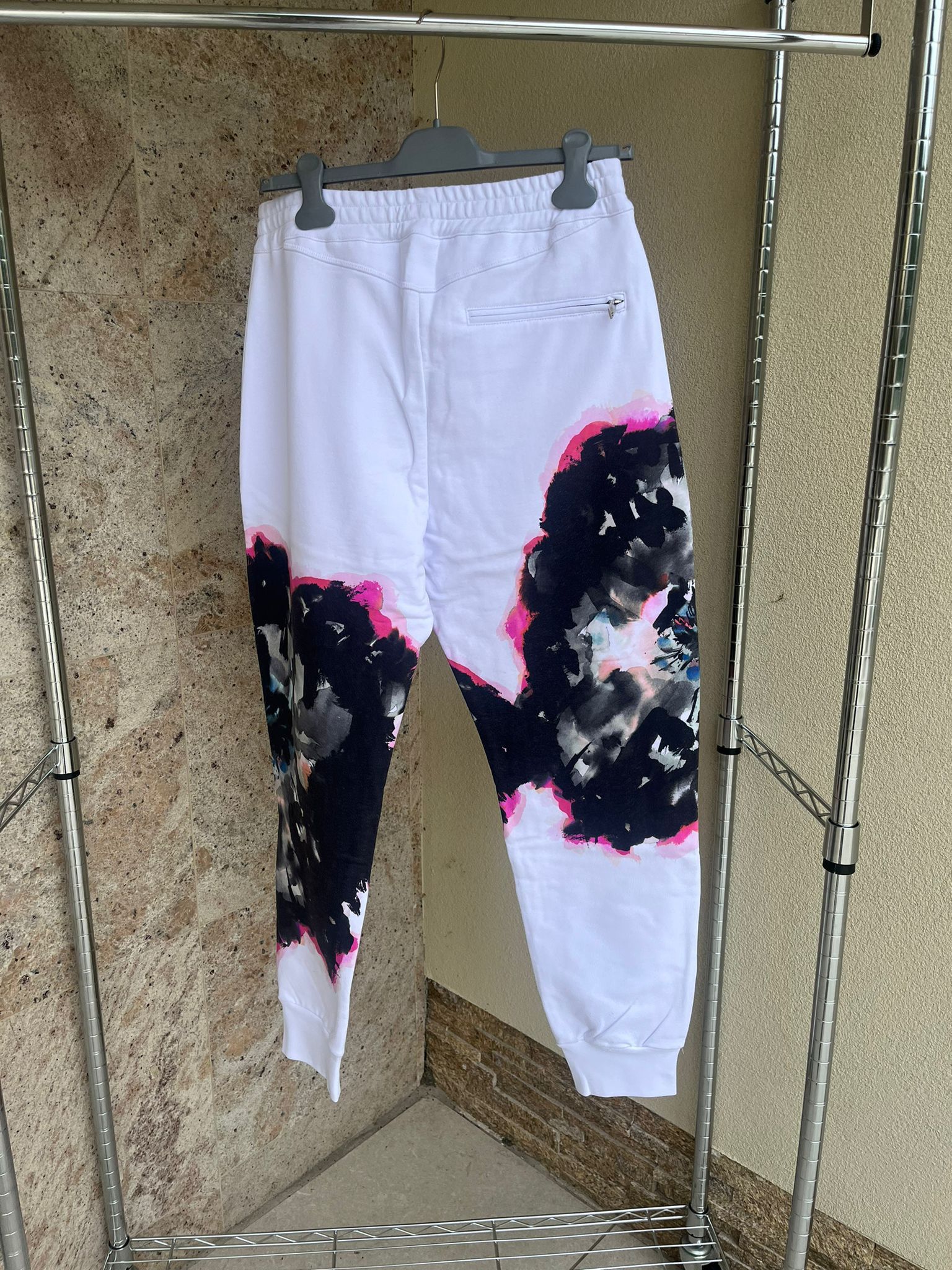 Alexander McQueen Logo Sweatpants / Joggers With Floral Detail Multicolor Size US 30 / EU 46 - 14 Thumbnail