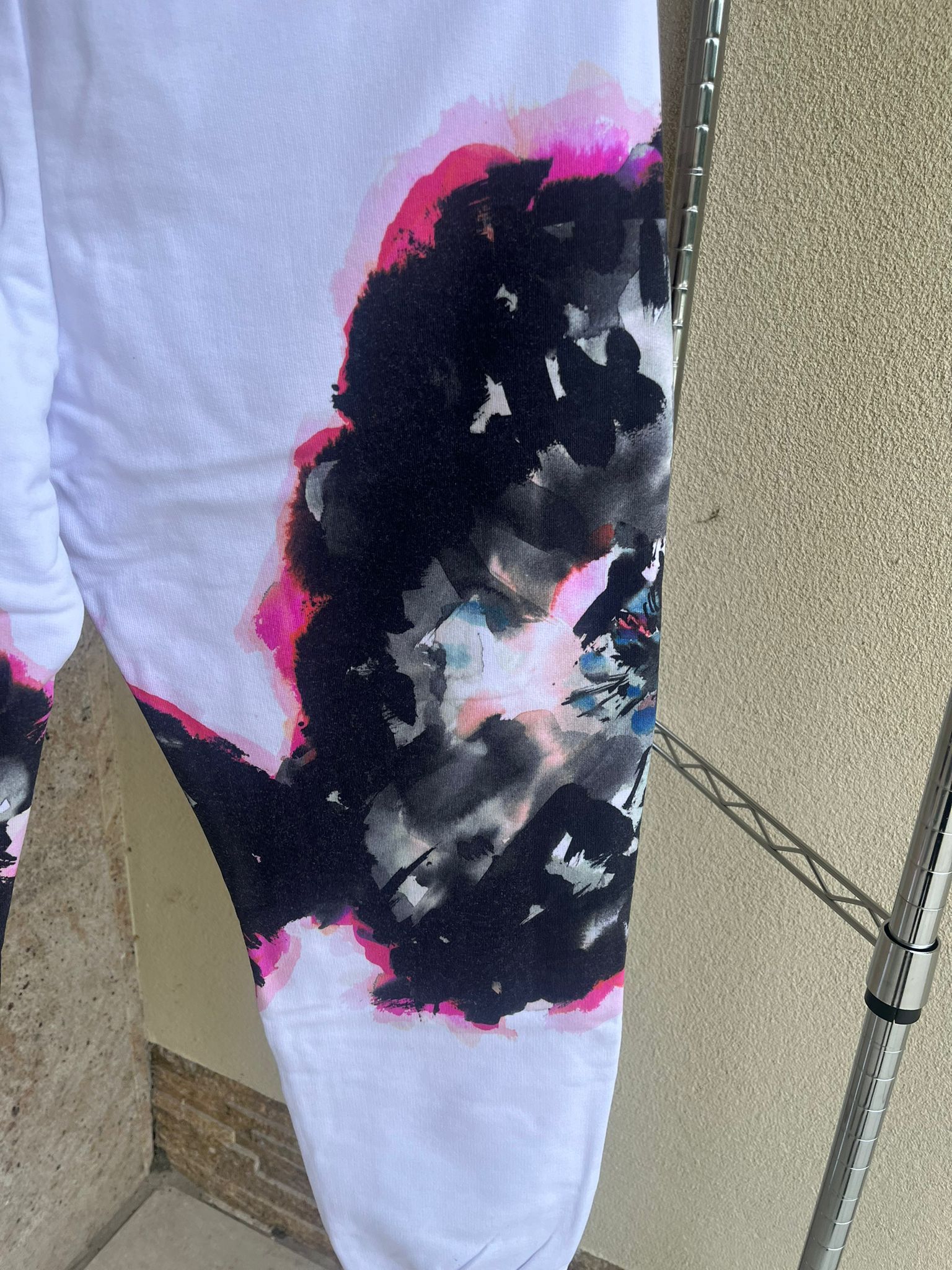 Alexander McQueen Logo Sweatpants / Joggers With Floral Detail Multicolor Size US 30 / EU 46 - 16 Thumbnail