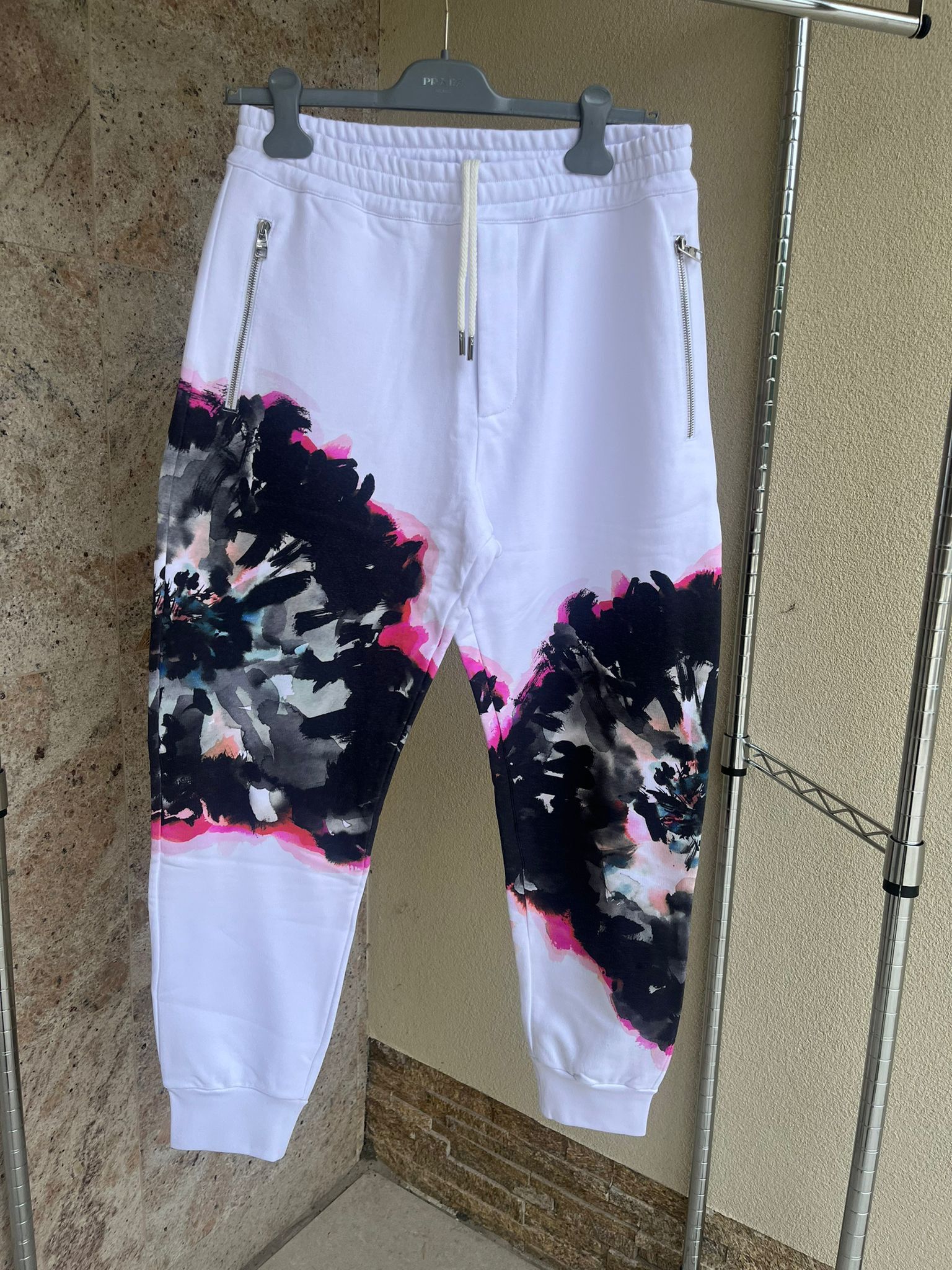 Alexander McQueen Logo Sweatpants / Joggers With Floral Detail Multicolor Size US 30 / EU 46 - 7 Thumbnail