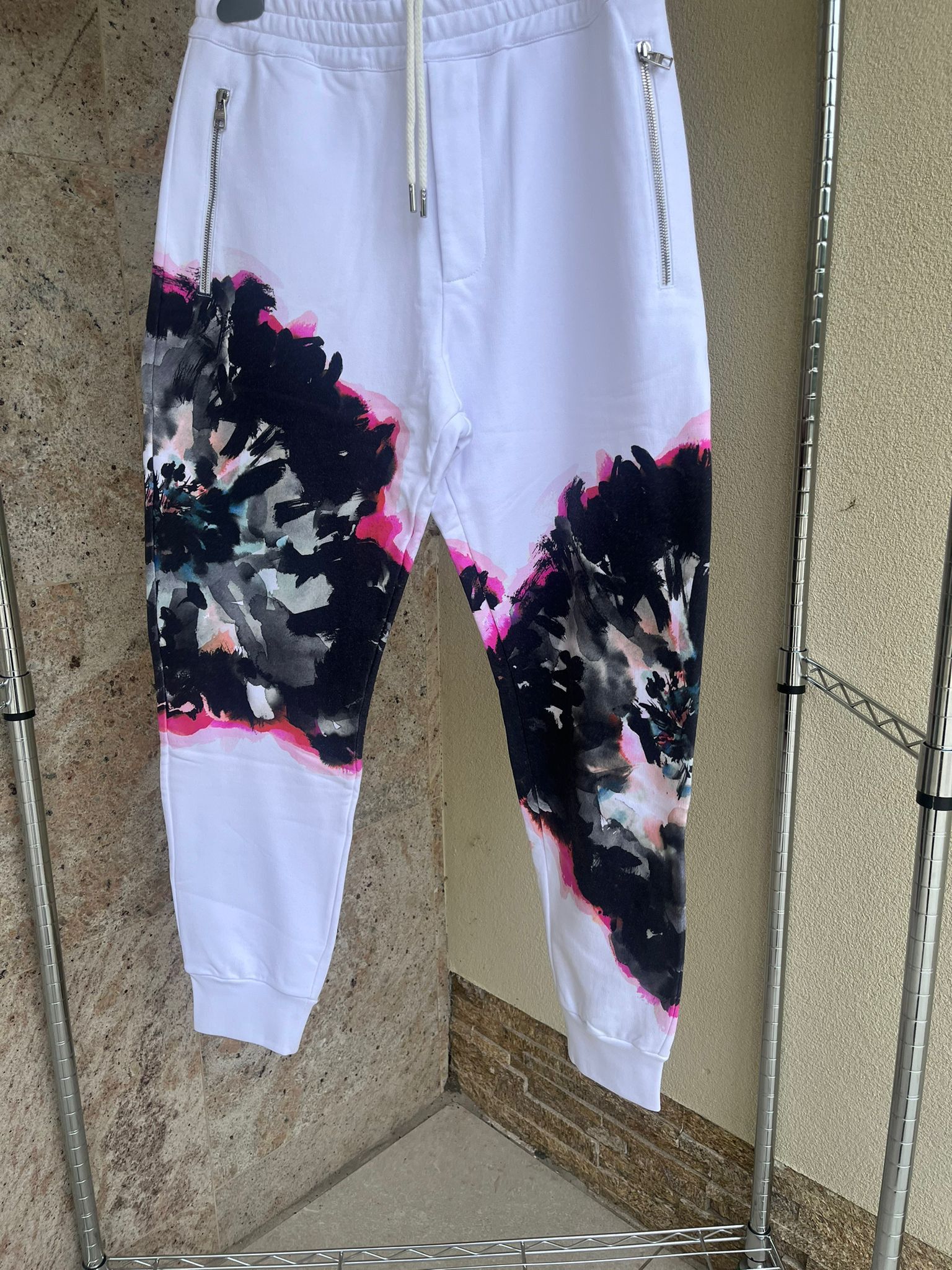 Alexander McQueen Logo Sweatpants / Joggers With Floral Detail Multicolor Size US 30 / EU 46 - 2 Thumbnail
