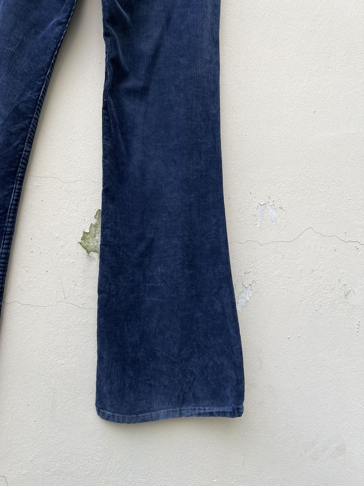 Levi's Vintage 70s Levi’s 646 Fade Blue Corduroy Flare Jeans Size US 29 - 21 Thumbnail
