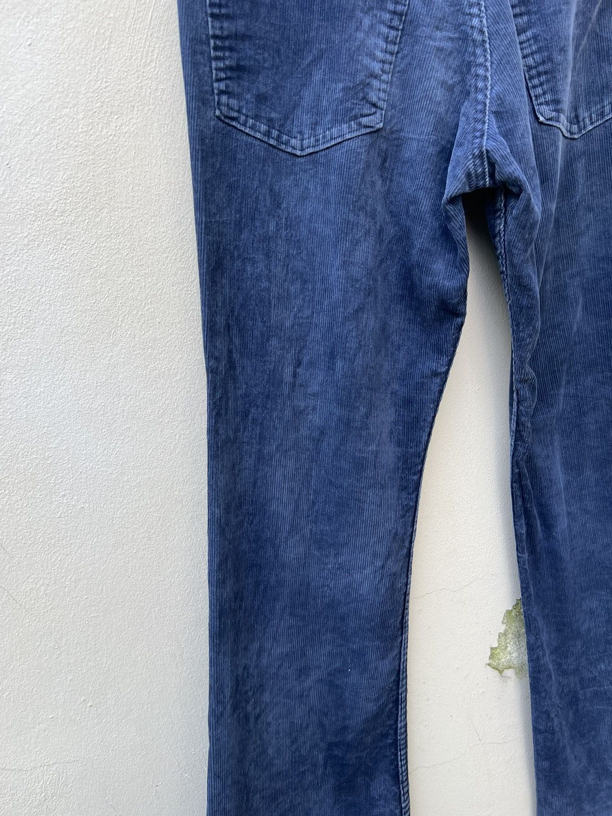 Levi's Vintage 70s Levi’s 646 Fade Blue Corduroy Flare Jeans Size US 29 - 17 Thumbnail