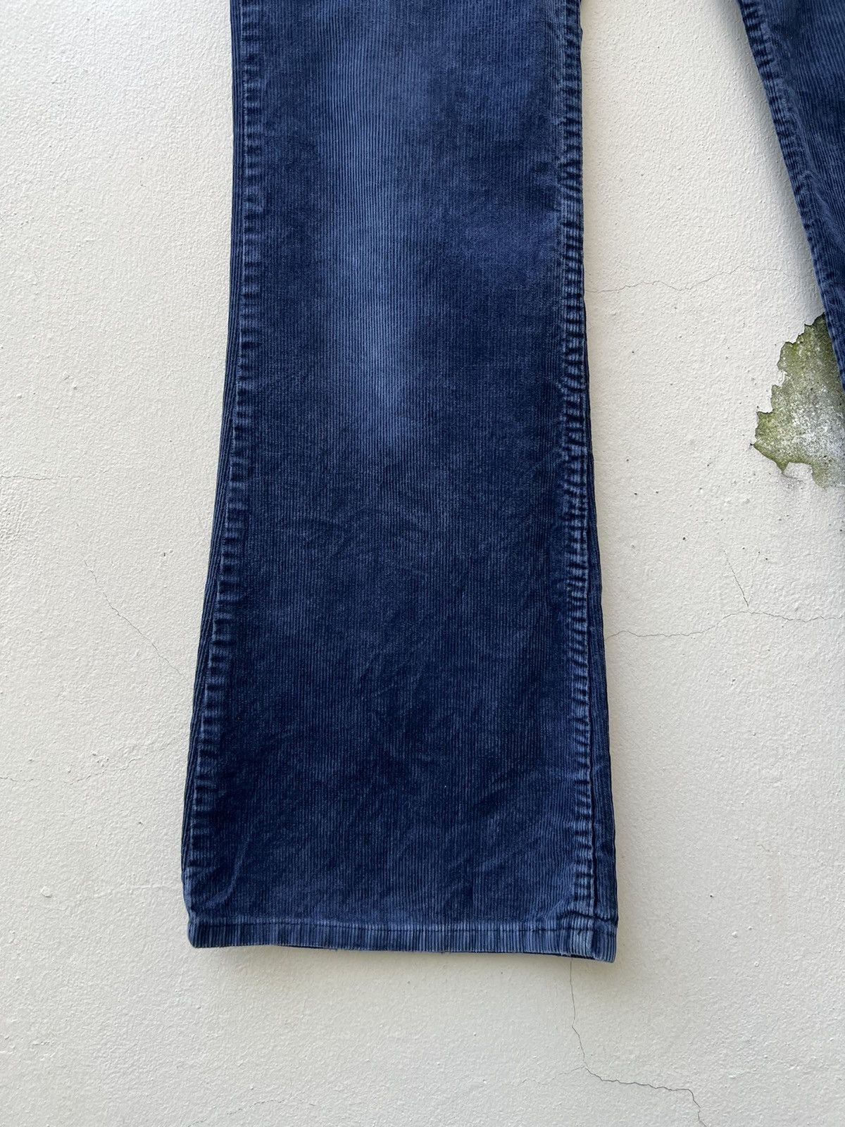 Levi's Vintage 70s Levi’s 646 Fade Blue Corduroy Flare Jeans Size US 29 - 11 Thumbnail