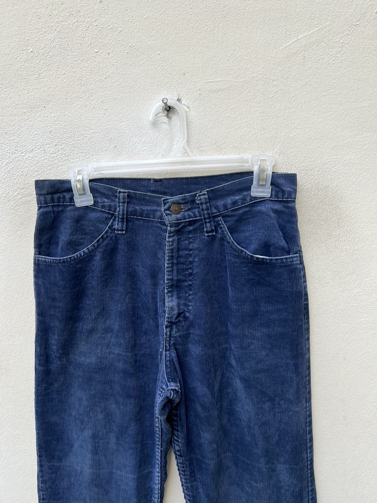 Levi's Vintage 70s Levi’s 646 Fade Blue Corduroy Flare Jeans Size US 29 - 7 Thumbnail