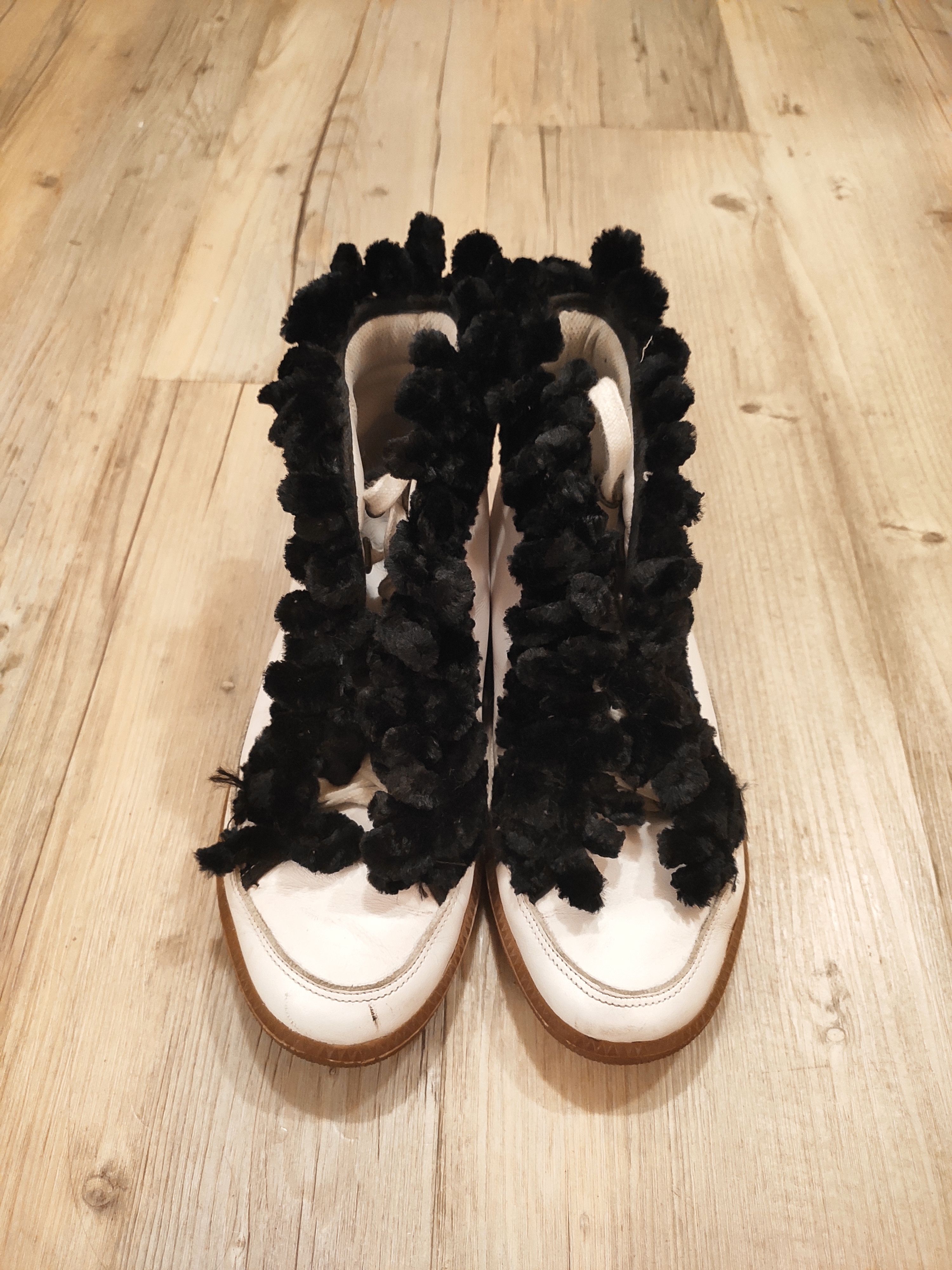 Bernhard Willhelm RARE white hi tops.Like Walter van Beirendonck Size US 6 / EU 39 - 4 Thumbnail