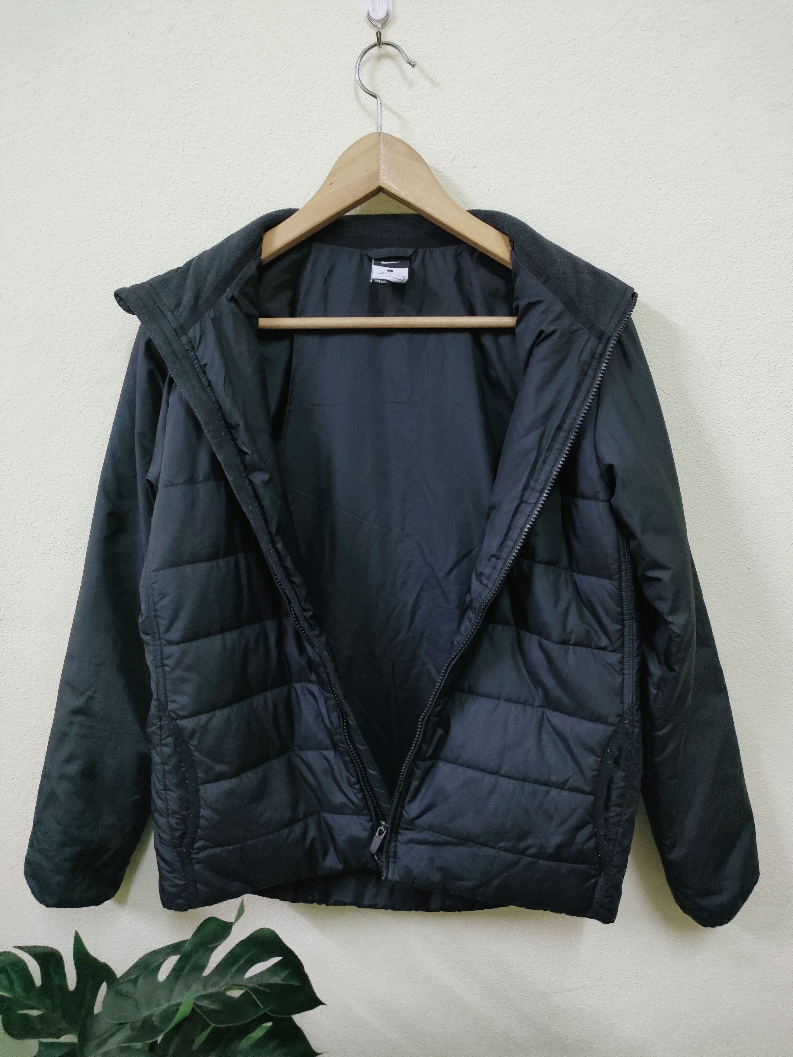 Nike × Vintage Vintage Nike Puffer Jacket Size US L / EU 52-54 / 3 - 4 Thumbnail