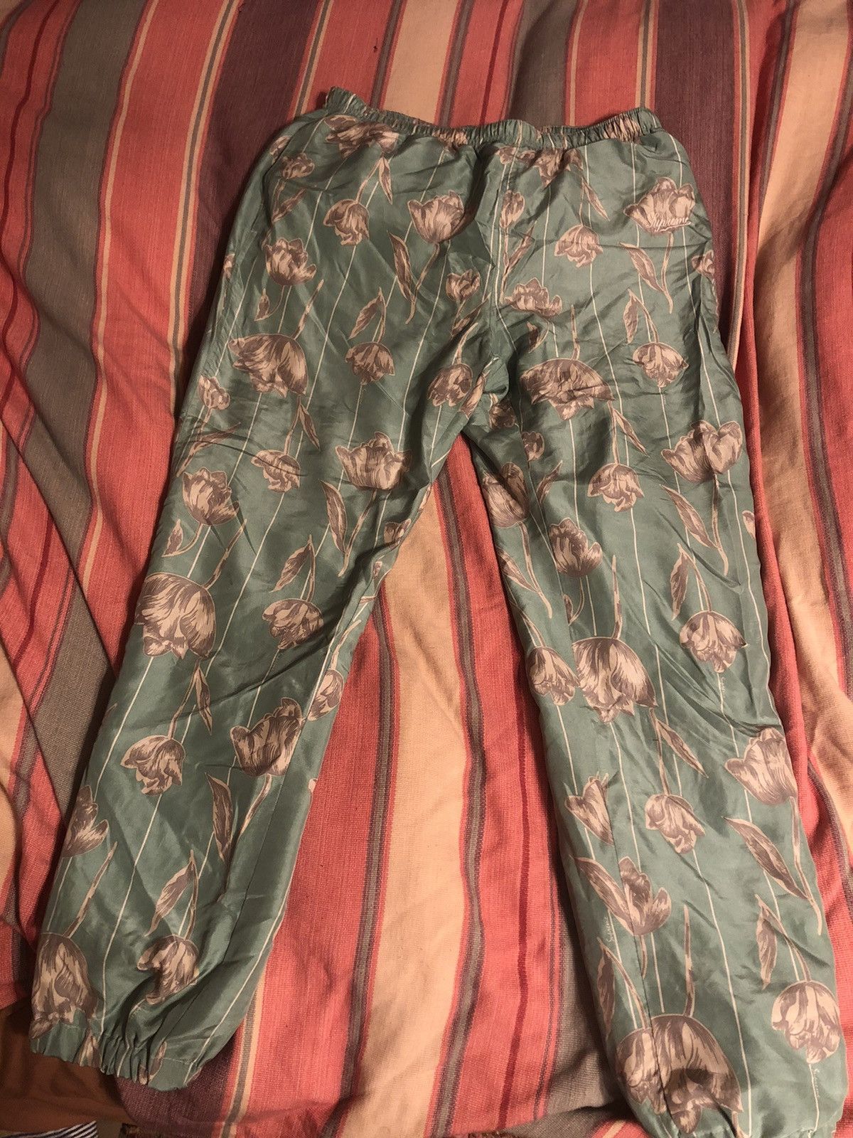Supreme Supreme Floral Silk Track Pant - L Size US 33 - 3 Thumbnail