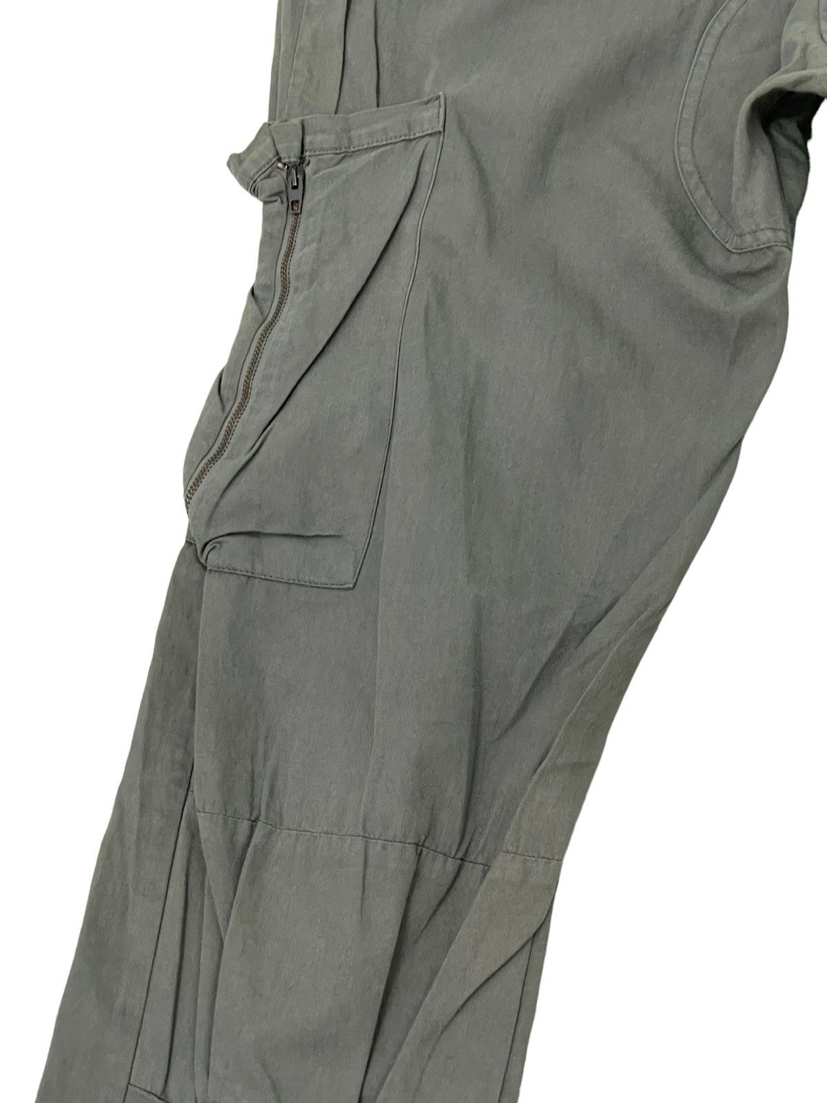 Japanese Brand Cargo Multizipped Relaxed Pant E-Play Europe 4🟦7 Size US 32 / EU 48 - 7 Thumbnail
