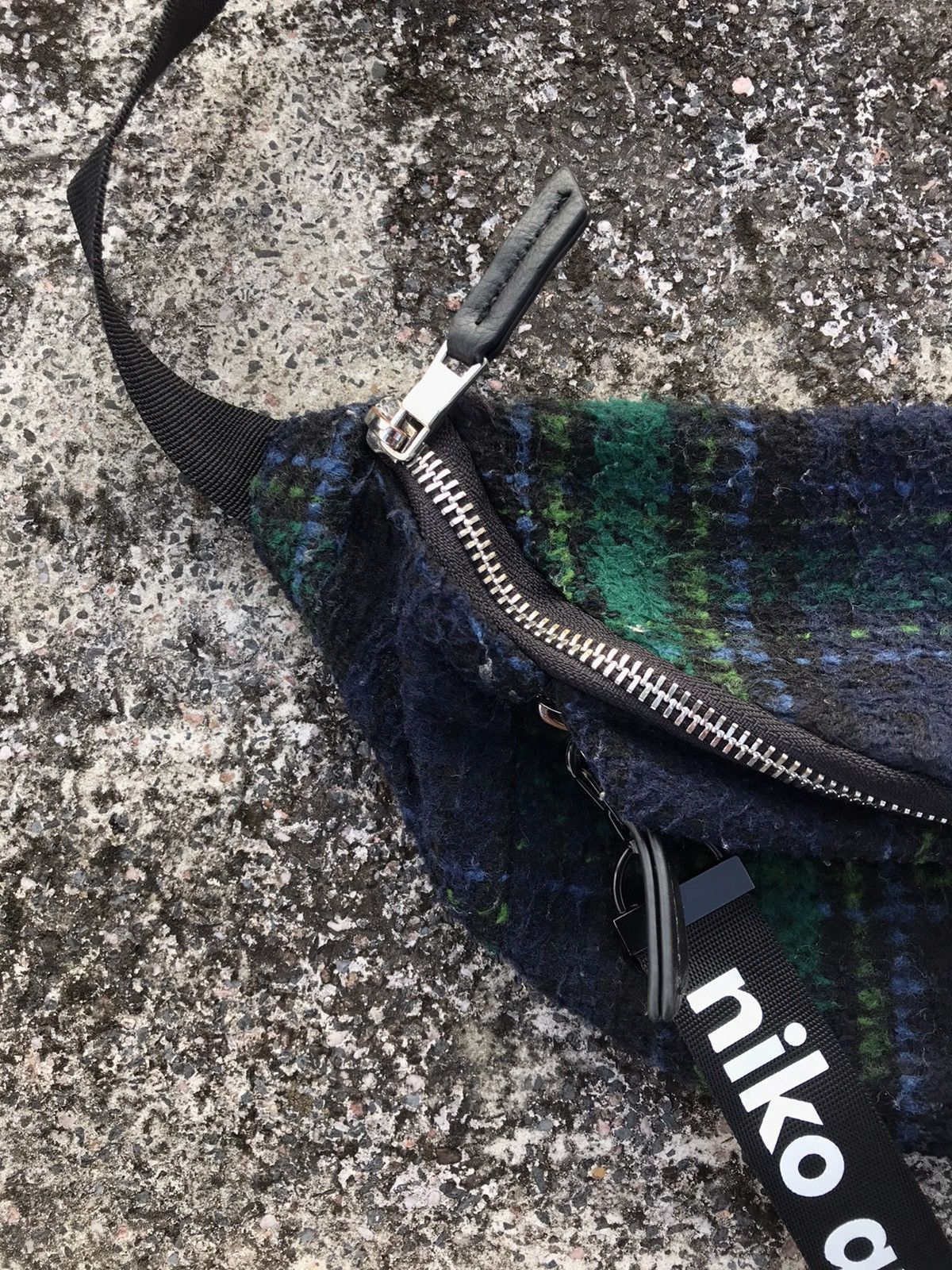 Vintage Vintage Niko and.. Sling Bag japanesebrand Size ONE SIZE - 3 Thumbnail