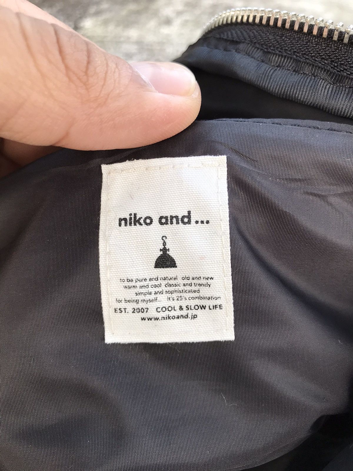 Vintage Vintage Niko and.. Sling Bag japanesebrand Size ONE SIZE - 10 Thumbnail