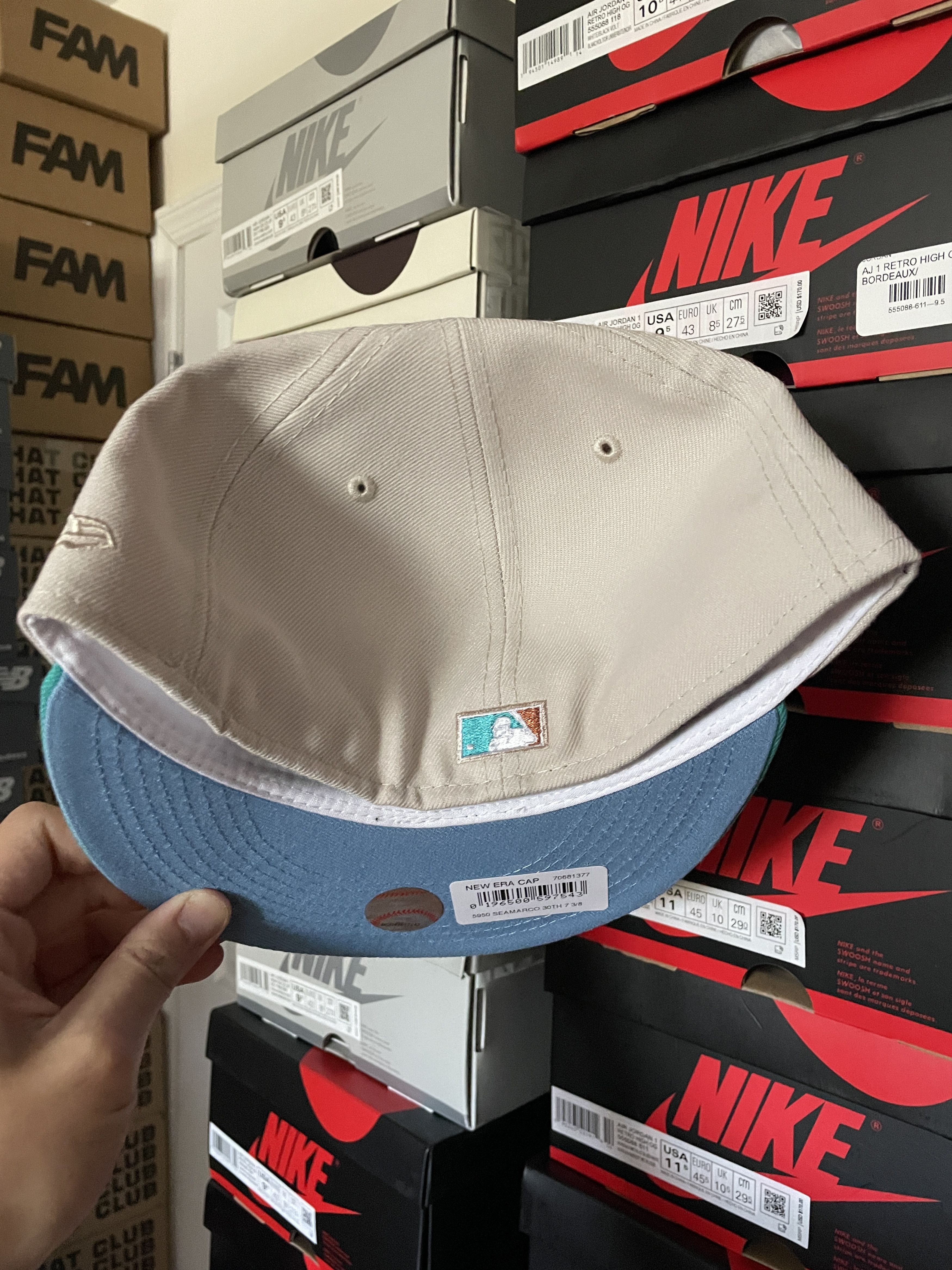 MLB × New Era White Teal Icy Squidward Seattle Mariners 7 3/8 Two 2 Tone Size ONE SIZE - 5 Thumbnail