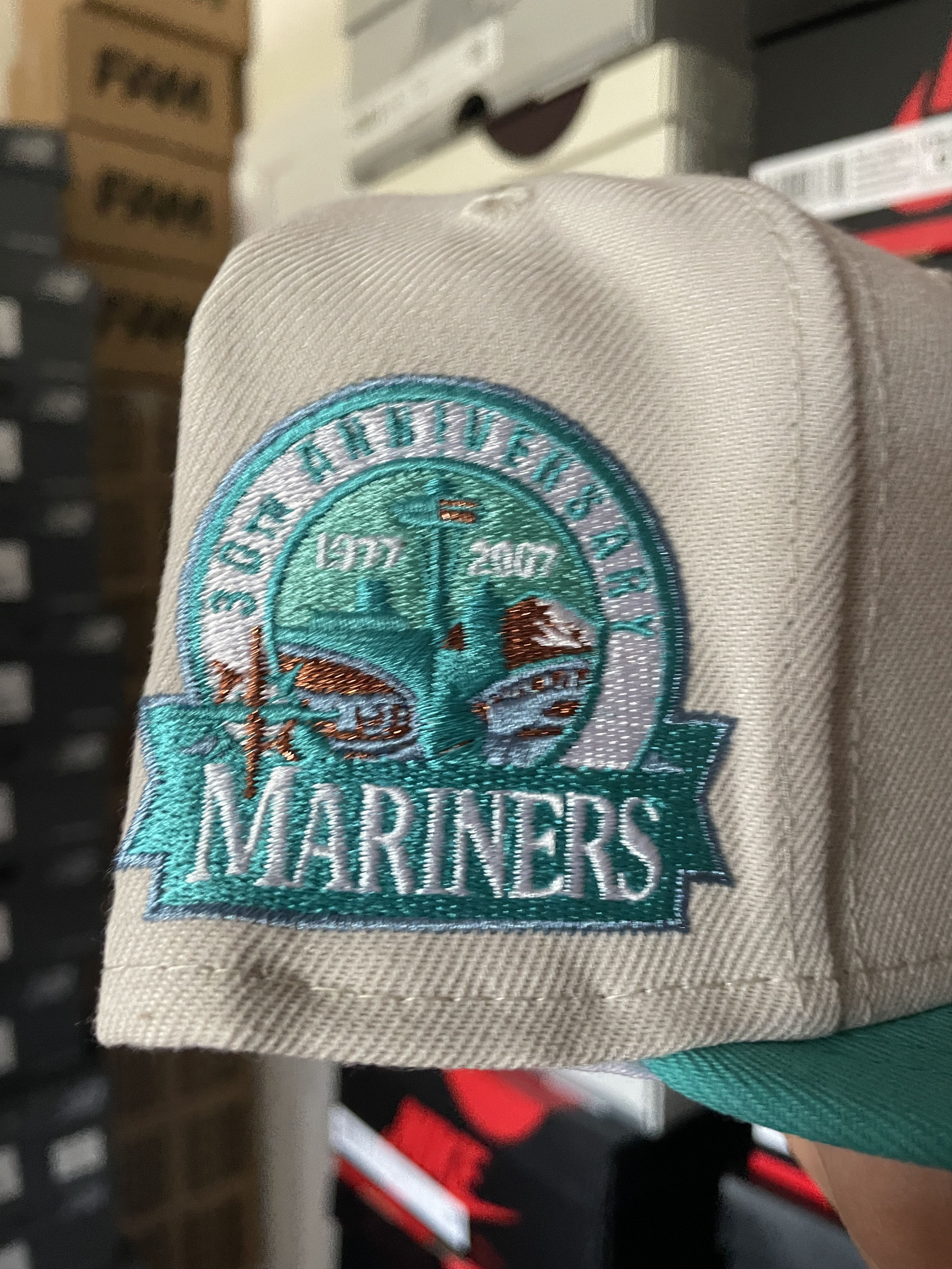 MLB × New Era White Teal Icy Squidward Seattle Mariners 7 3/8 Two 2 Tone Size ONE SIZE - 4 Thumbnail