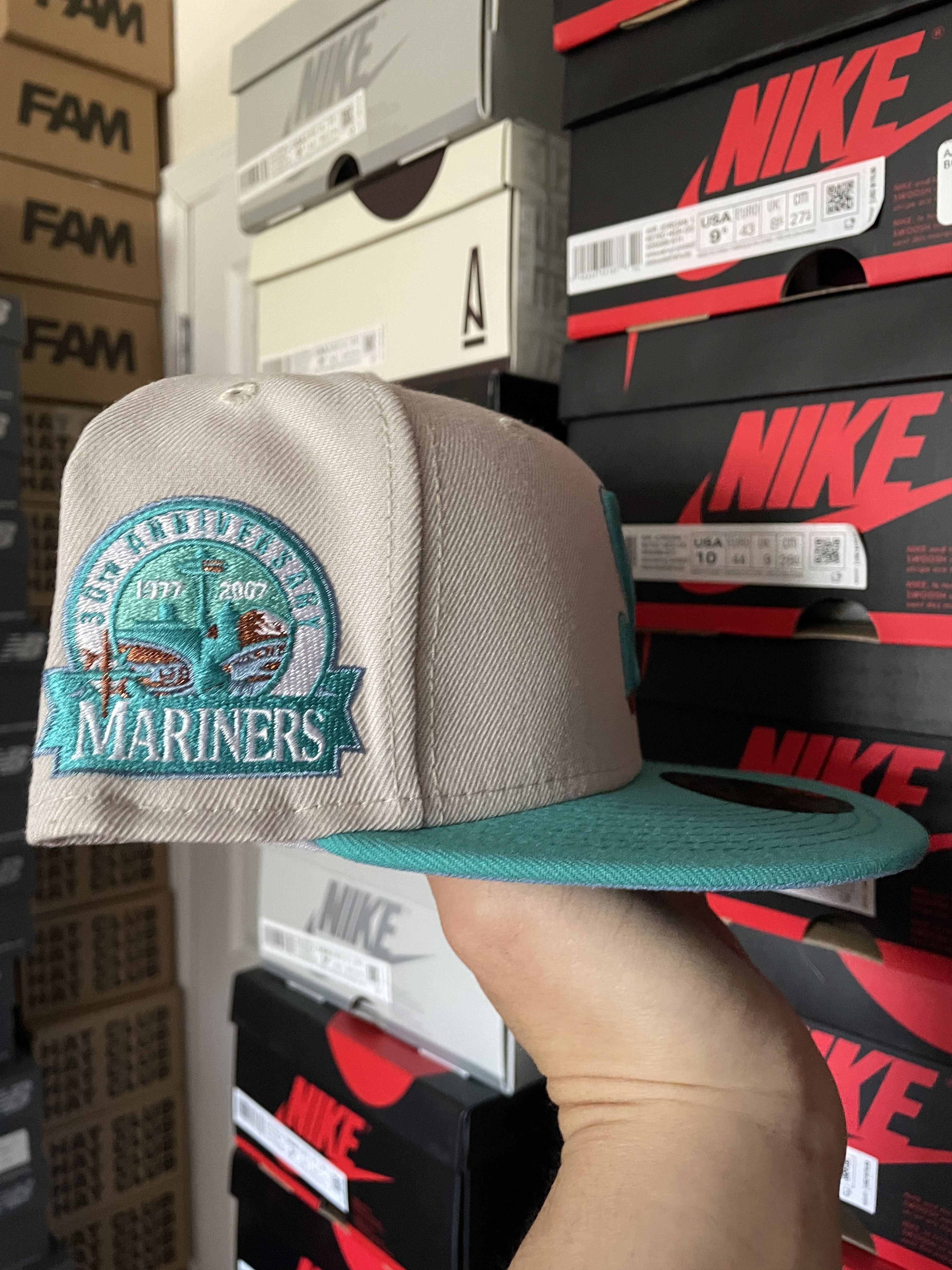 MLB × New Era White Teal Icy Squidward Seattle Mariners 7 3/8 Two 2 Tone Size ONE SIZE - 3 Thumbnail