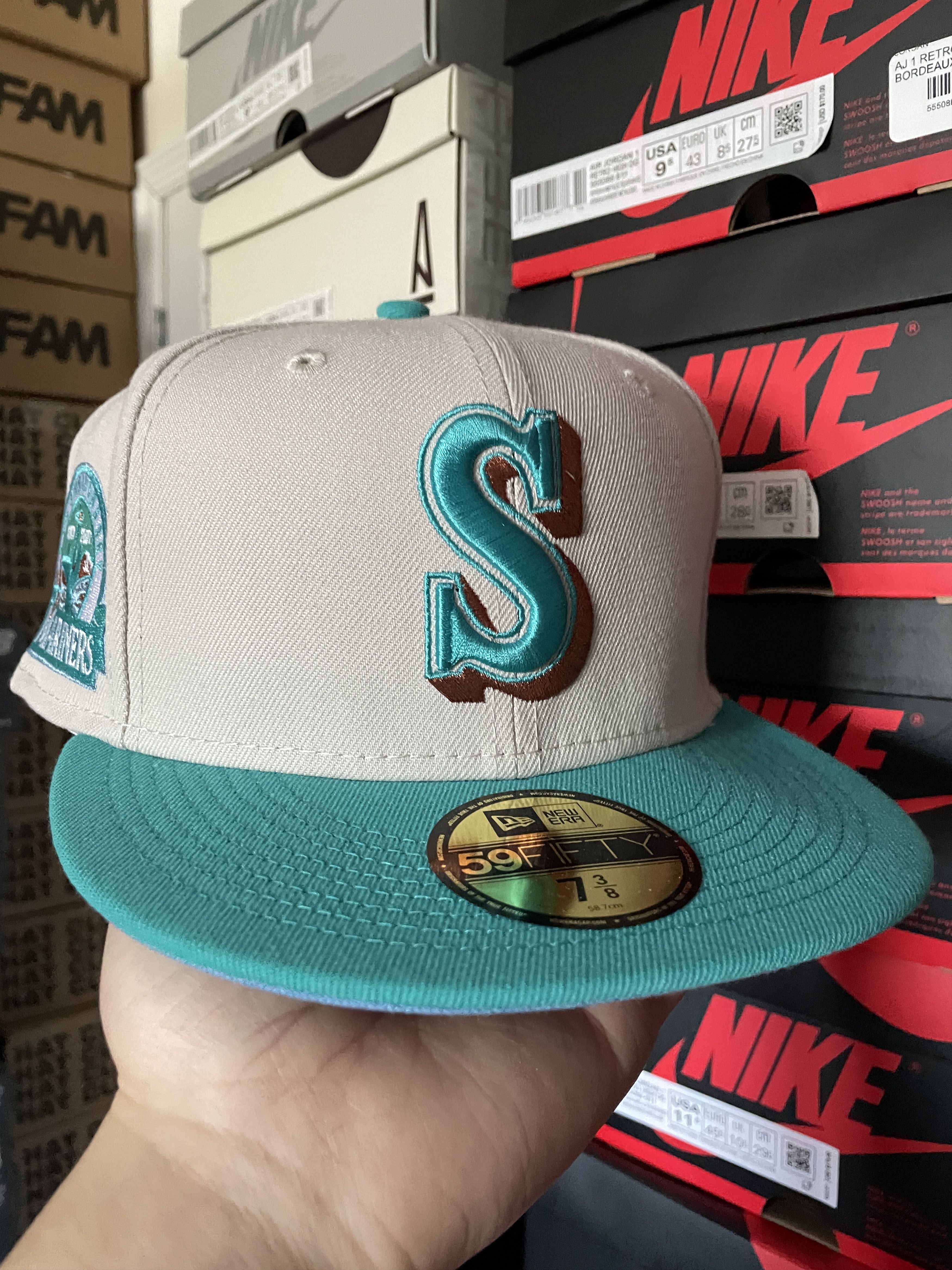 MLB × New Era White Teal Icy Squidward Seattle Mariners 7 3/8 Two 2 Tone Size ONE SIZE - 1 Thumbnail