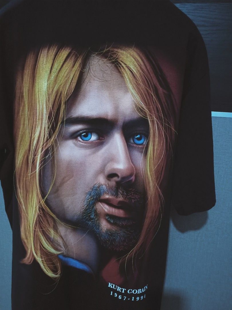 Band Tees Vintage Kurt Cobain Memorial Shirt – Big Head Double Print Size US XL / EU 56 / 4 - 4 Thumbnail