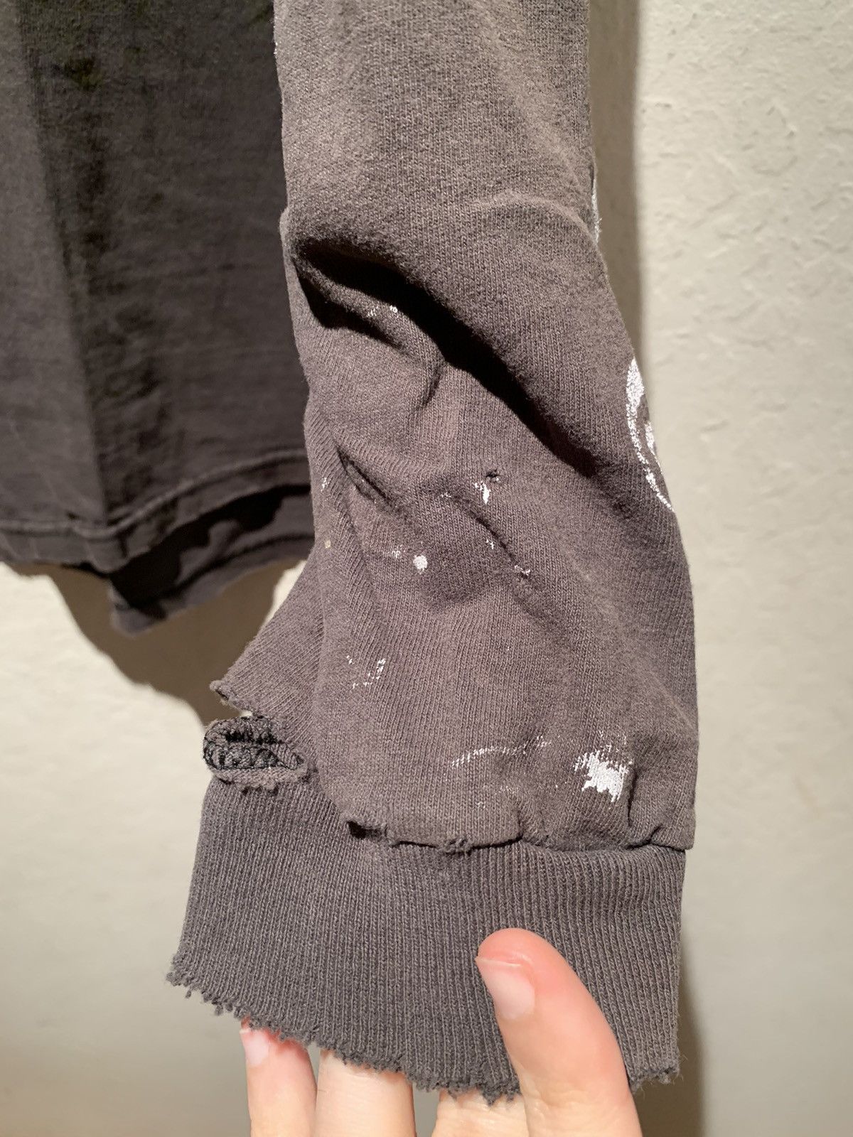 Band Tees × Vintage RARE* Vintage Deftones Thrashed Delta Long Sleeve Band Shirt Size US XL / EU 56 / 4 - 7 Thumbnail