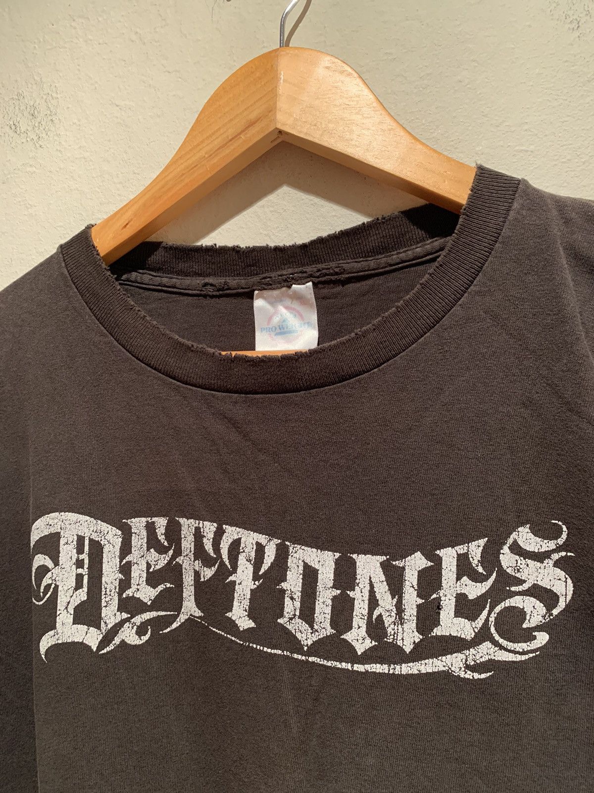 Band Tees × Vintage RARE* Vintage Deftones Thrashed Delta Long Sleeve Band Shirt Size US XL / EU 56 / 4 - 5 Thumbnail
