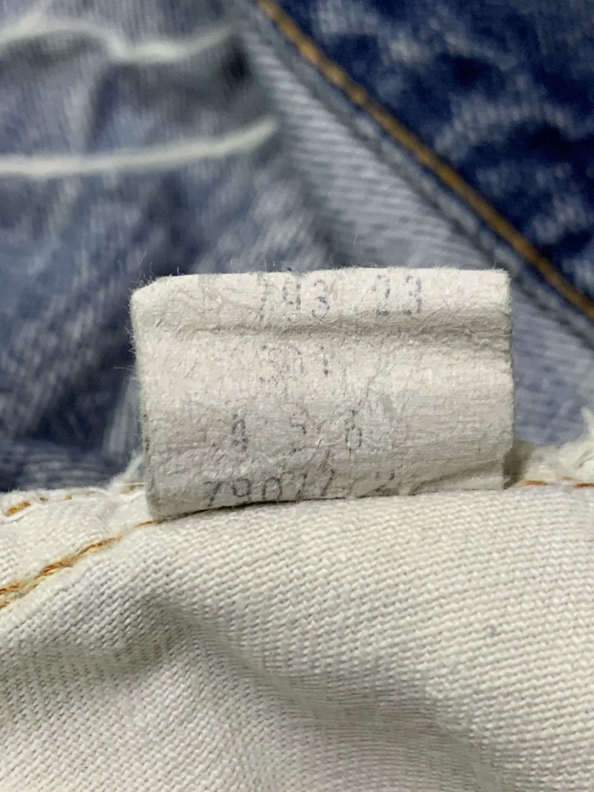 Levi's Vintage Clothing × Vintage Vintage Distressed Levi’s 501 redline #6 stamping Size US 32 / EU 48 - 20 Thumbnail