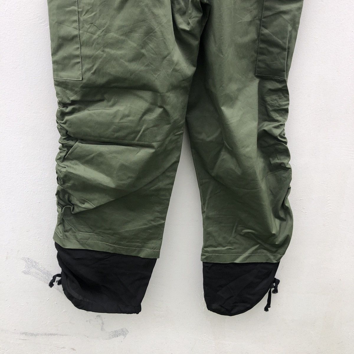 GU × Undercover Undercover x GU pants Size US 27 - 7 Thumbnail