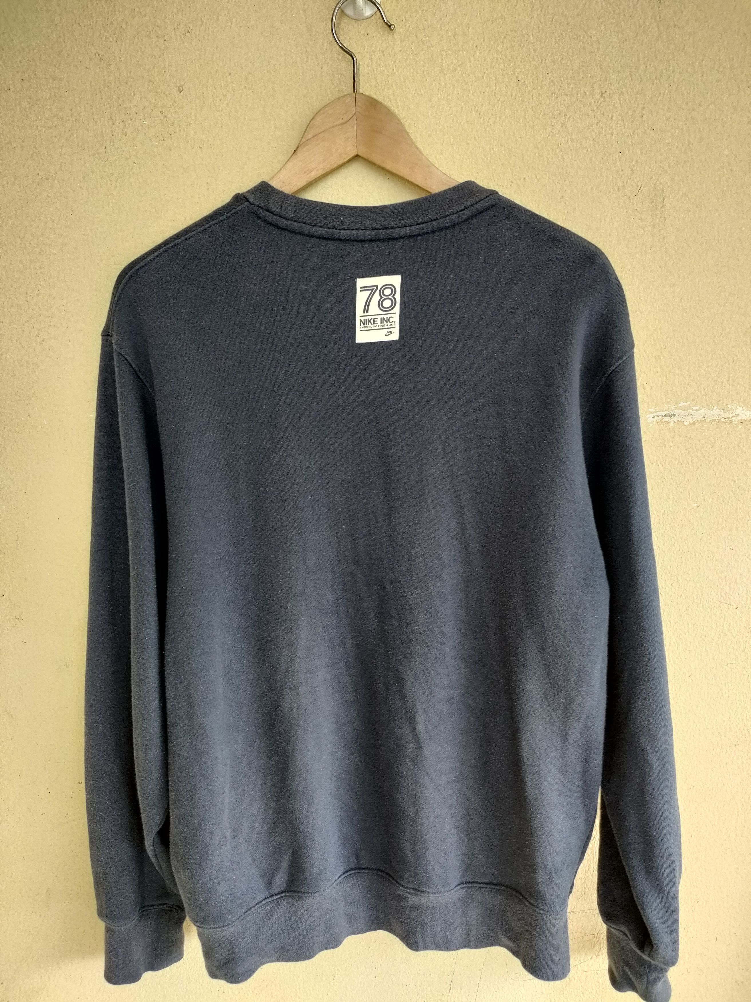Nike Vintage Nike Y2K Sweetshirts Size US L / EU 52-54 / 3 - 4 Thumbnail