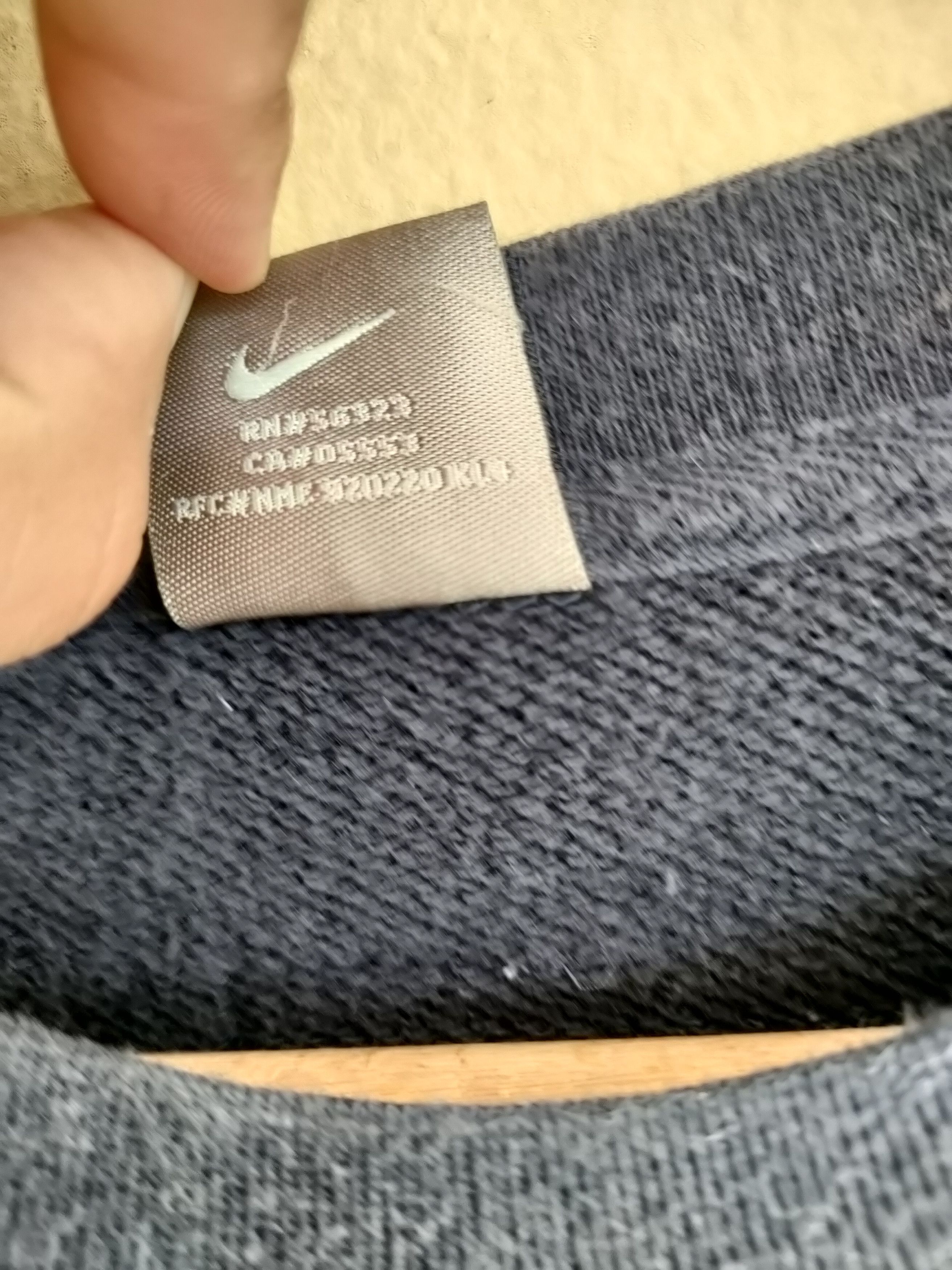 Nike Vintage Nike Y2K Sweetshirts Size US L / EU 52-54 / 3 - 3 Thumbnail