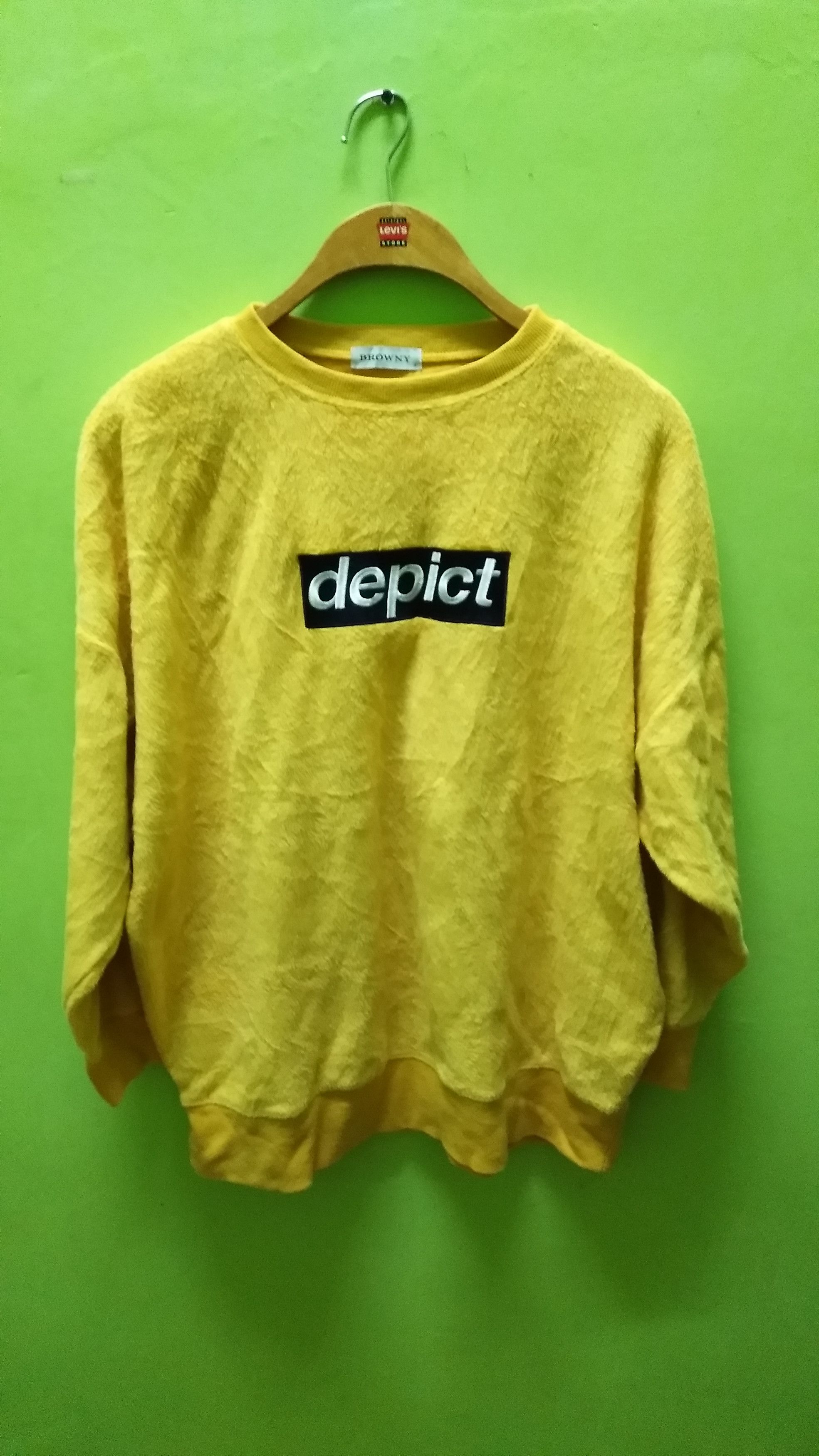 Pre-owned Designer Browny Sweatshirt Depict Spell Out In Yellow