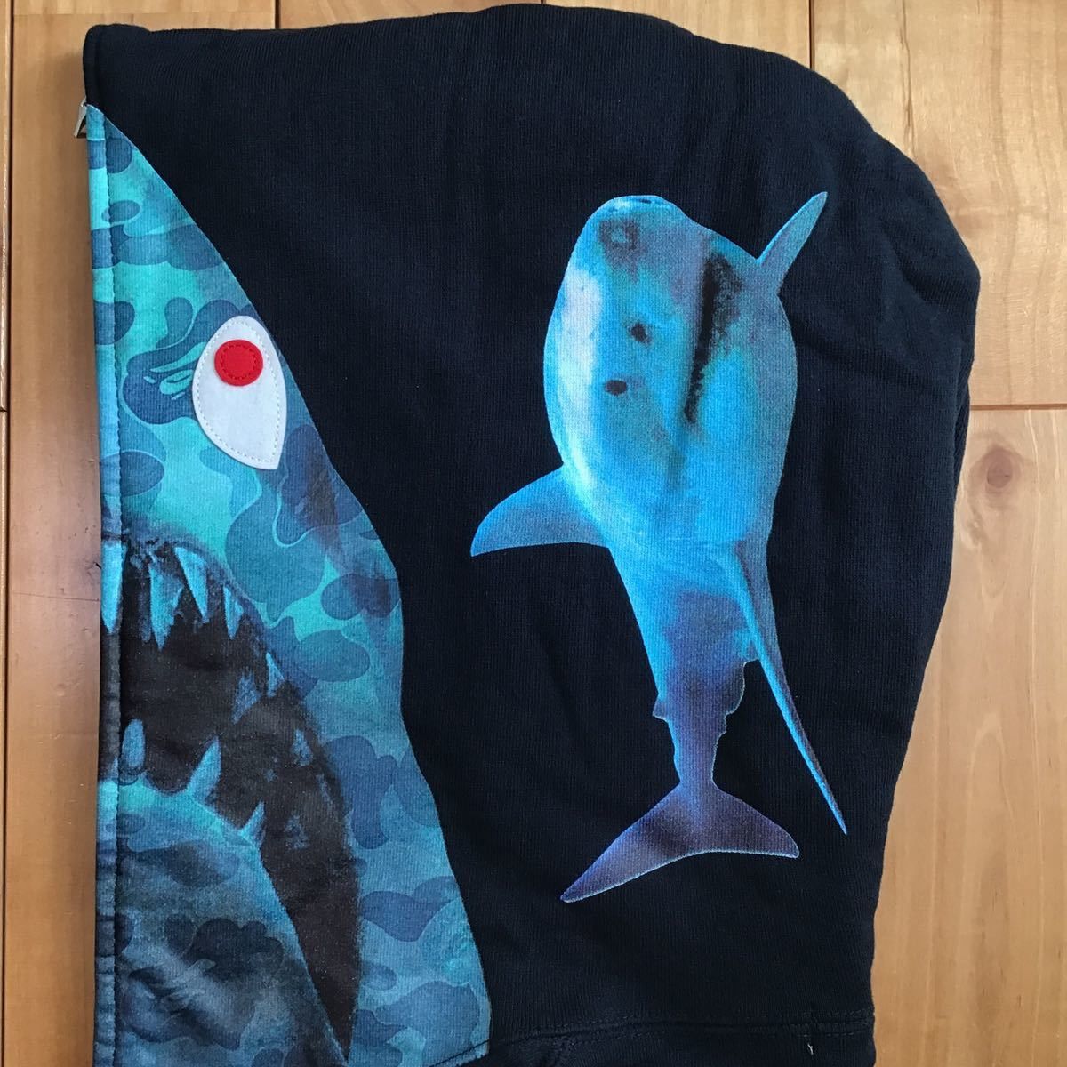 Bape BAPE × Jaws shark full zip hoodie a bathing ape Size US M / EU 48-50 / 2 - 4 Thumbnail