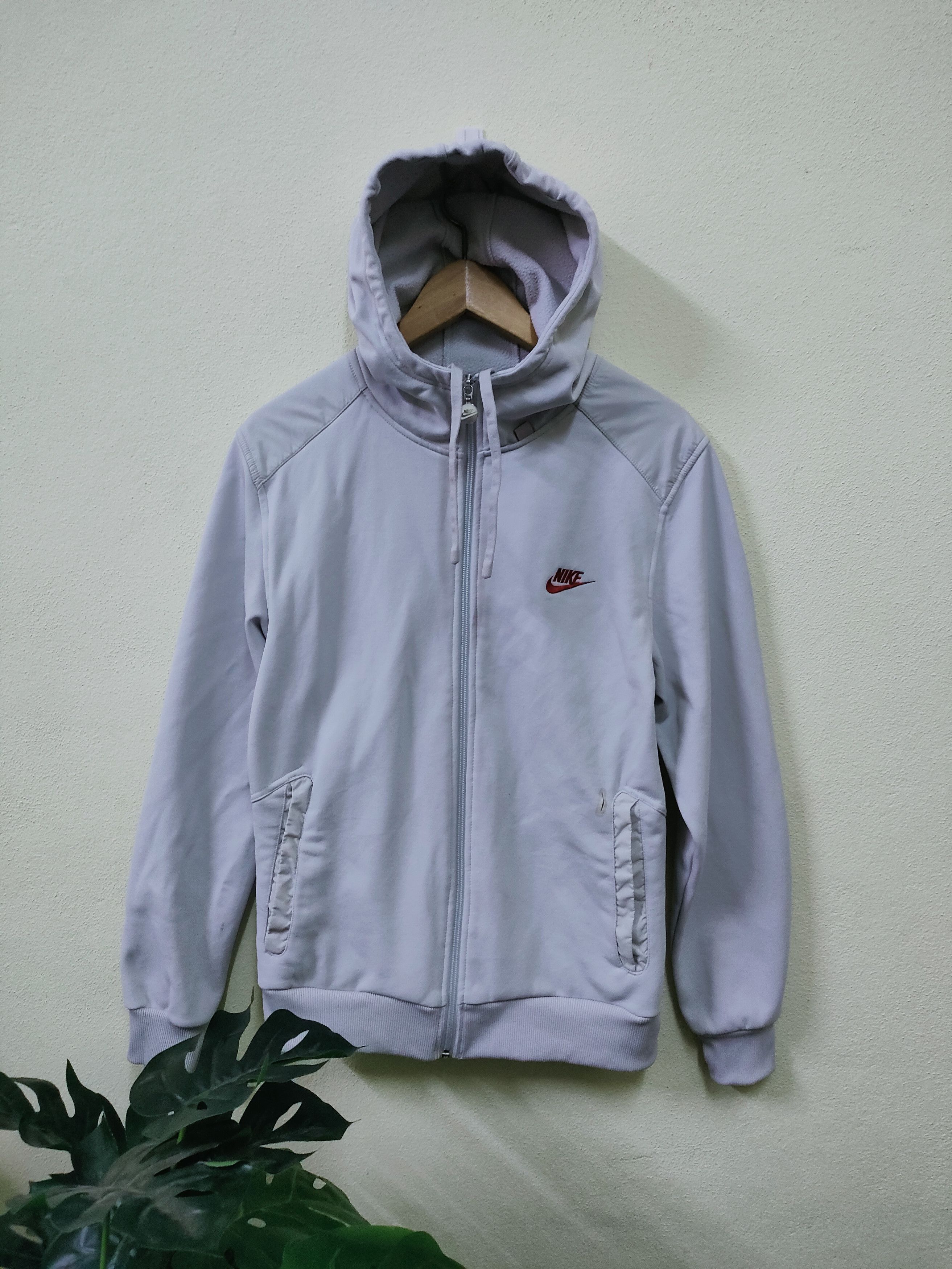 Nike Streetwear Zipper Hoodie