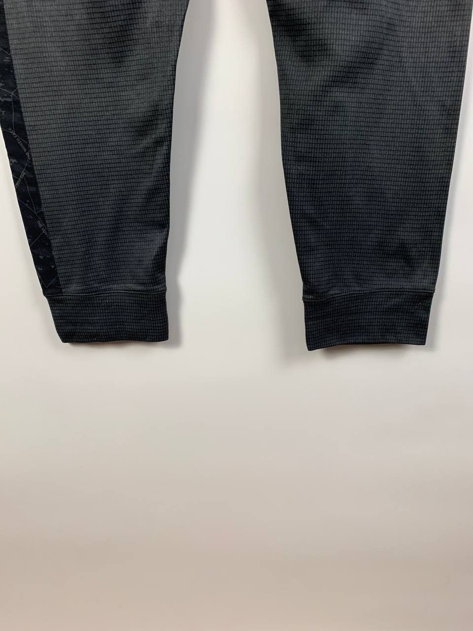 The North Face The North Face sweatpants grey L Size US 34 / EU 50 - 12 Thumbnail