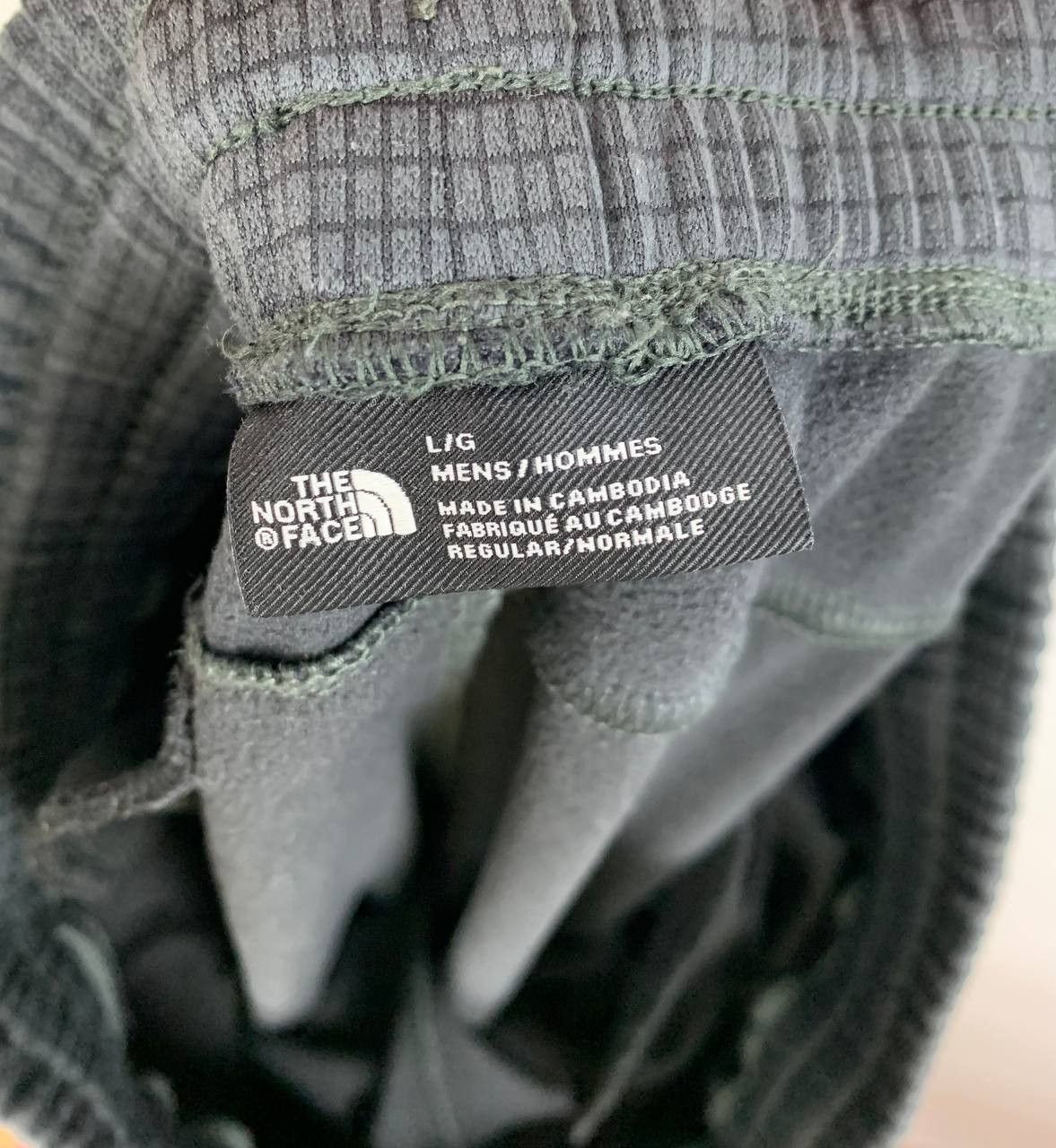 The North Face The North Face sweatpants grey L Size US 34 / EU 50 - 14 Thumbnail