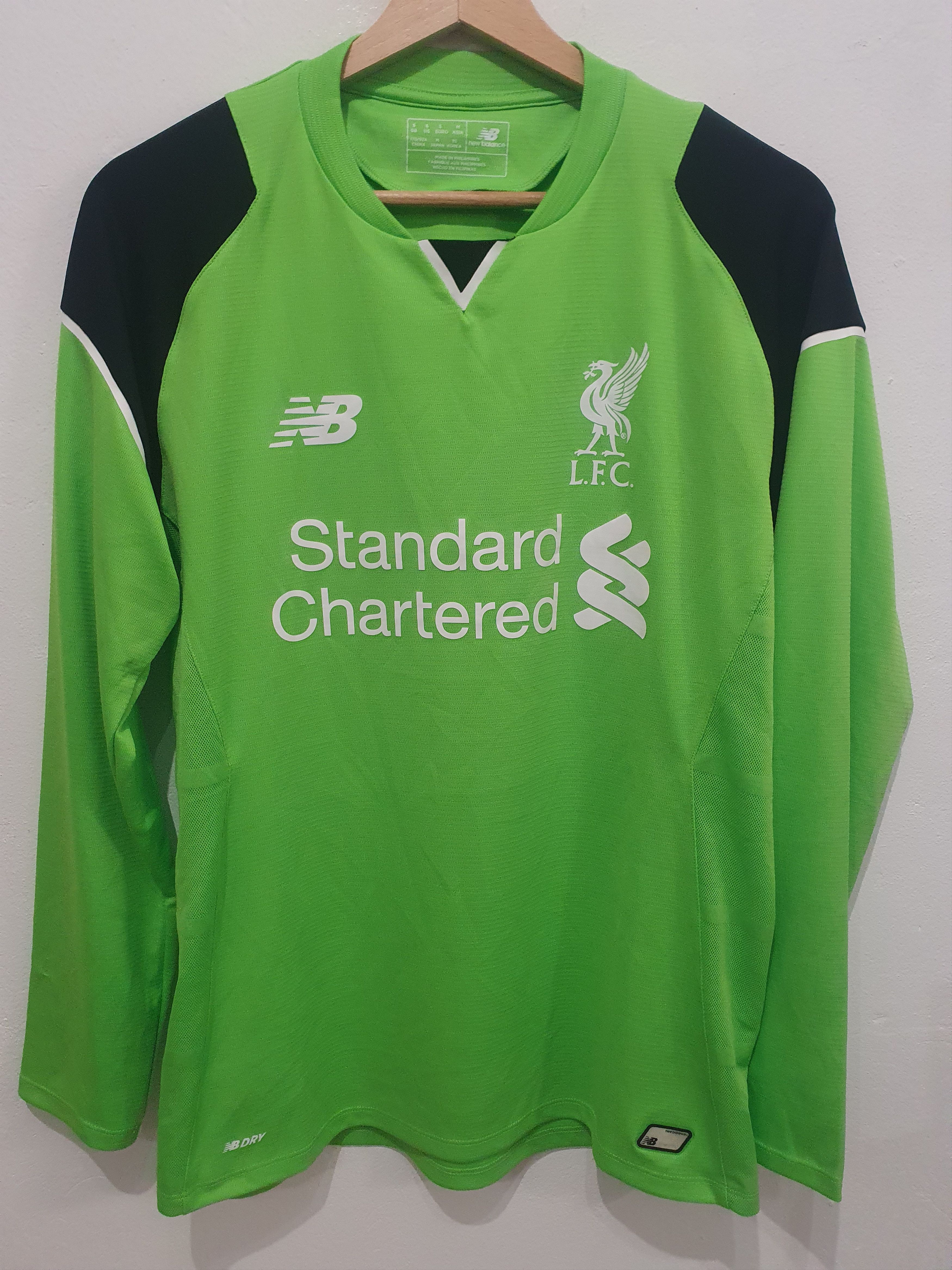 LIVERPOOL FC 2016 SIZE S NEW BALANCE LONGSLEEVE jersey