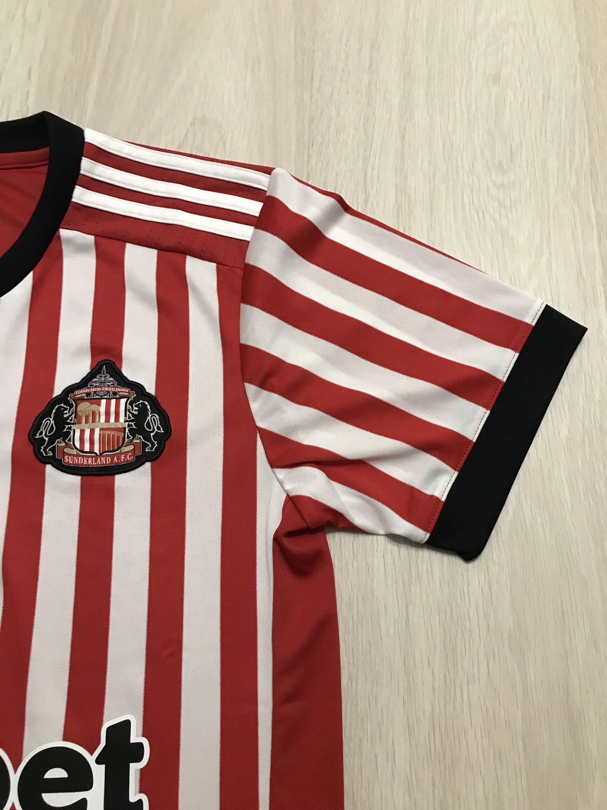 Adidas Adidas Sunderland jersey 2017 size S Size US S / EU 44-46 / 1 - 8 Thumbnail