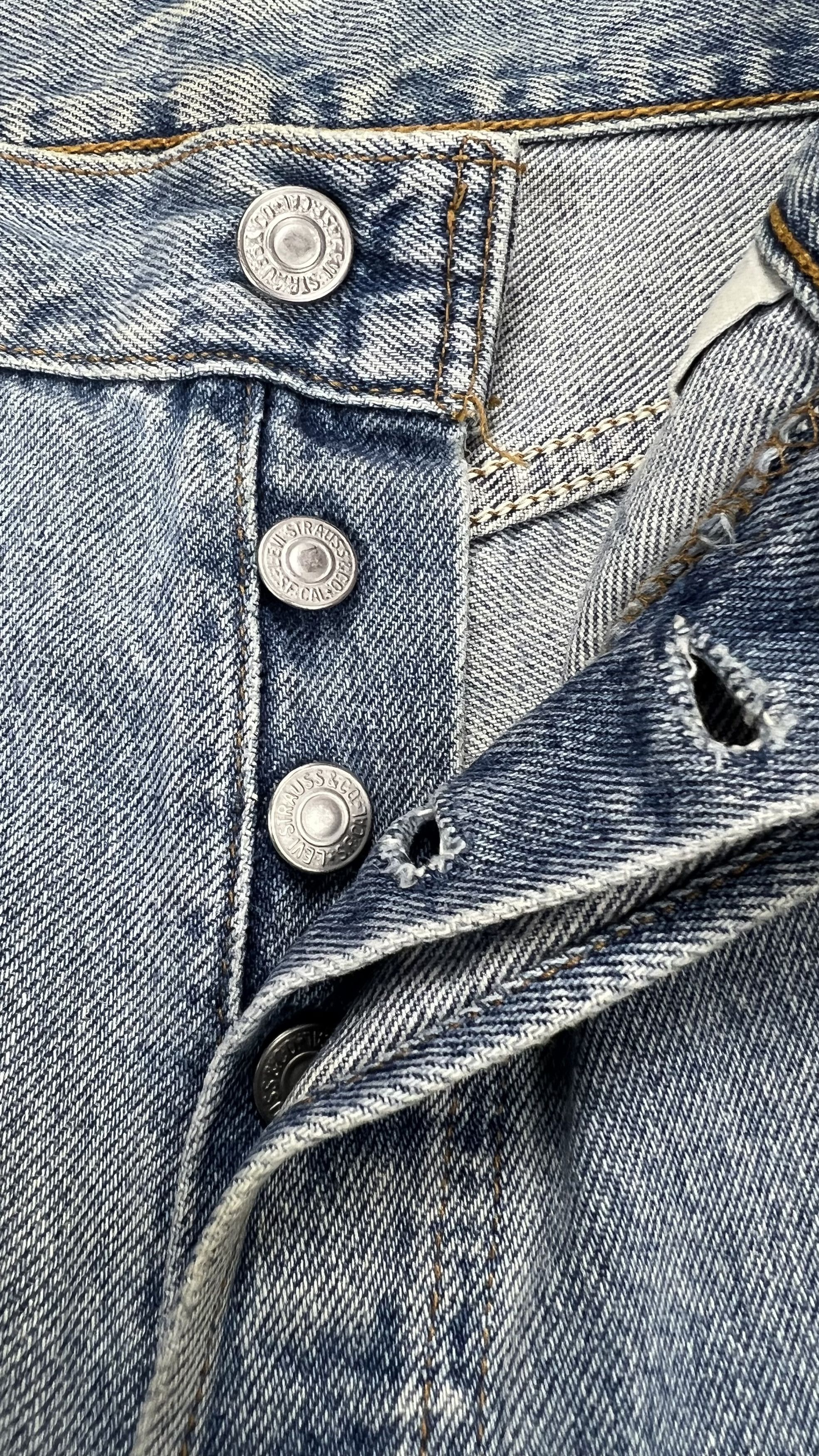 Levi's Vintage Levi's 501 Distressed jeans Size US 31 - 13 Thumbnail