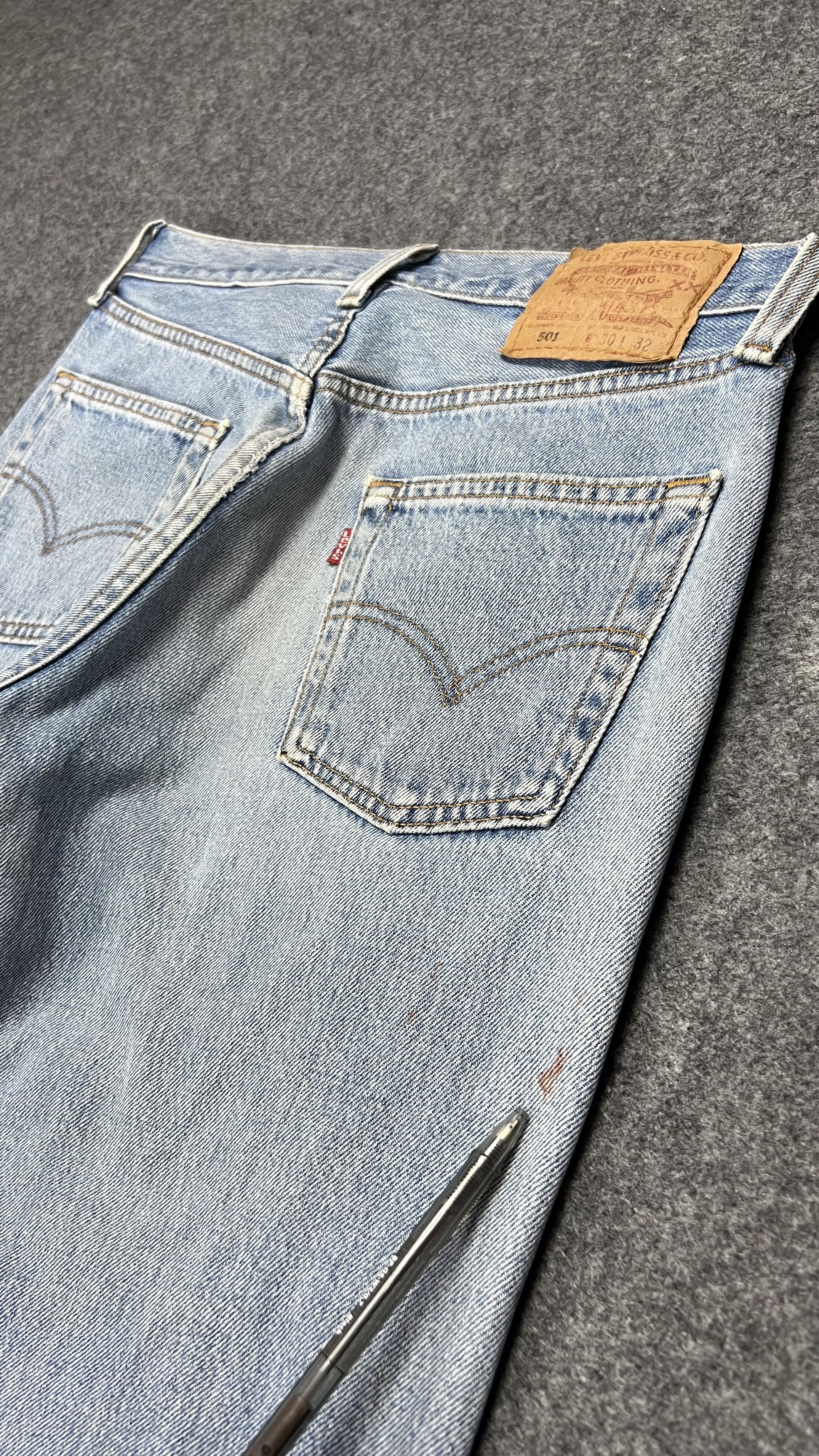 Levi's Vintage Levi's 501 Distressed jeans Size US 31 - 11 Thumbnail