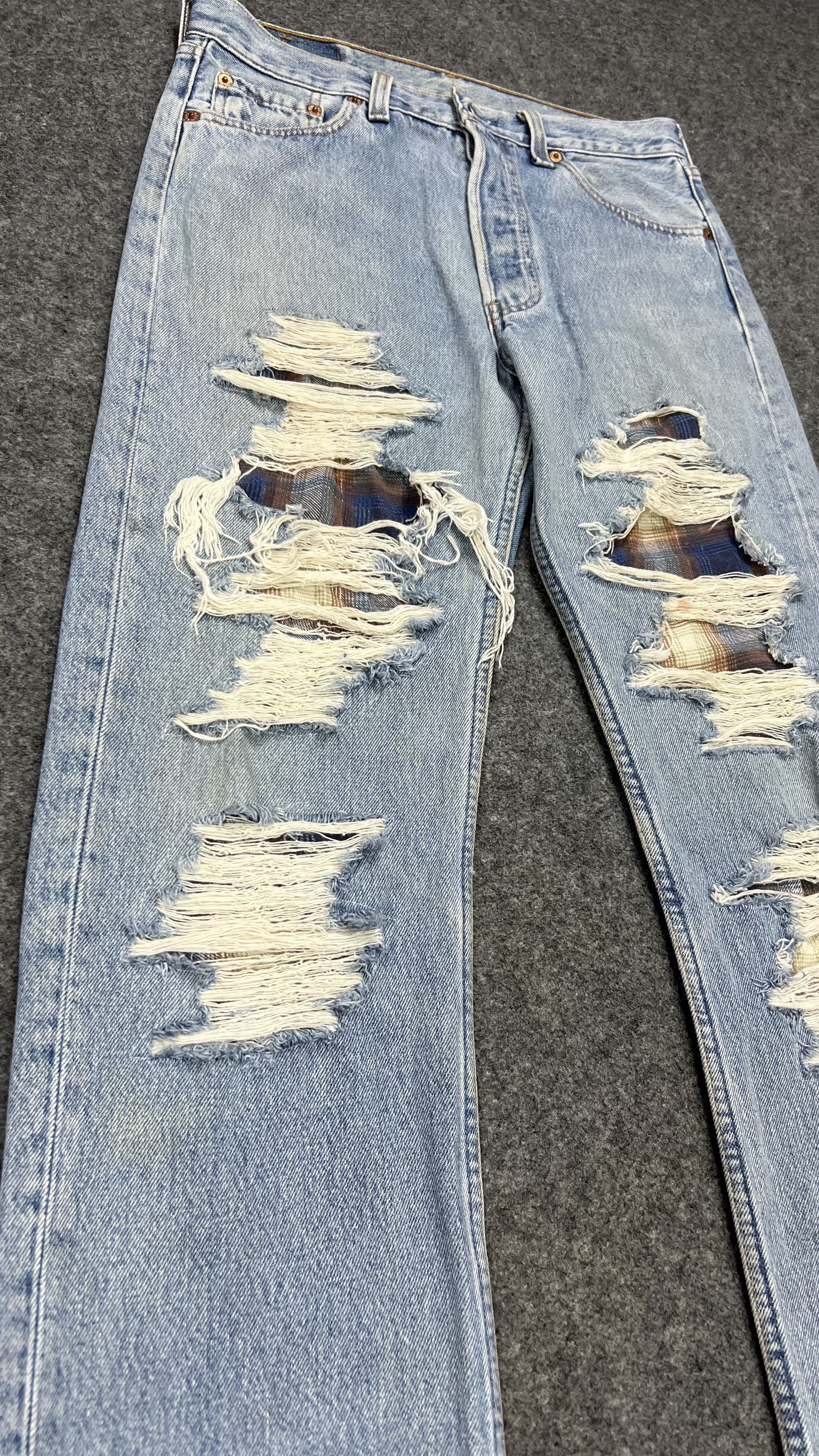 Levi's Vintage Levi's 501 Distressed jeans Size US 31 - 4 Thumbnail