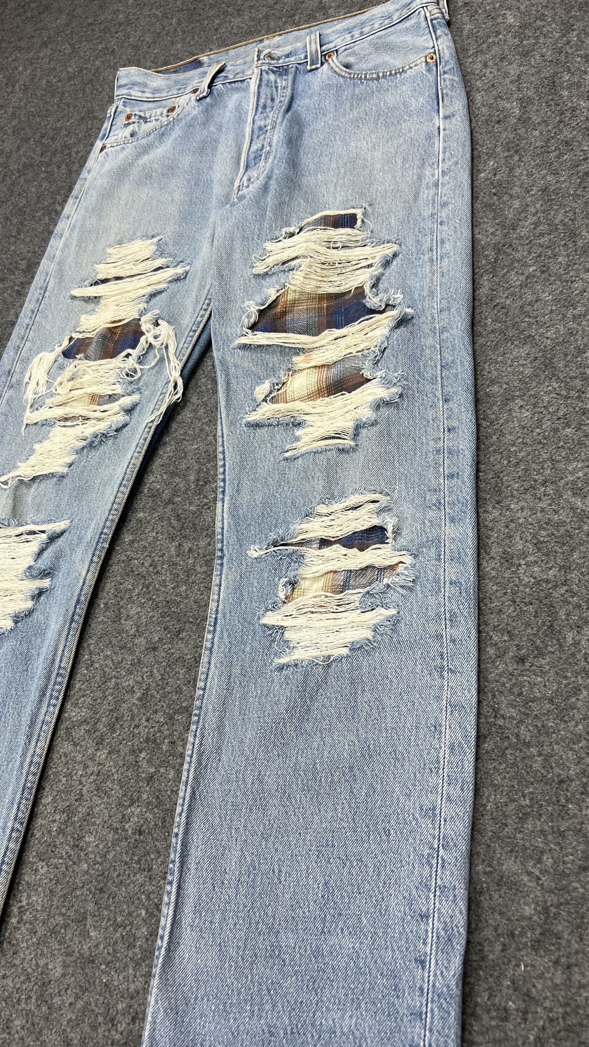 Levi's Vintage Levi's 501 Distressed jeans Size US 31 - 1 Thumbnail