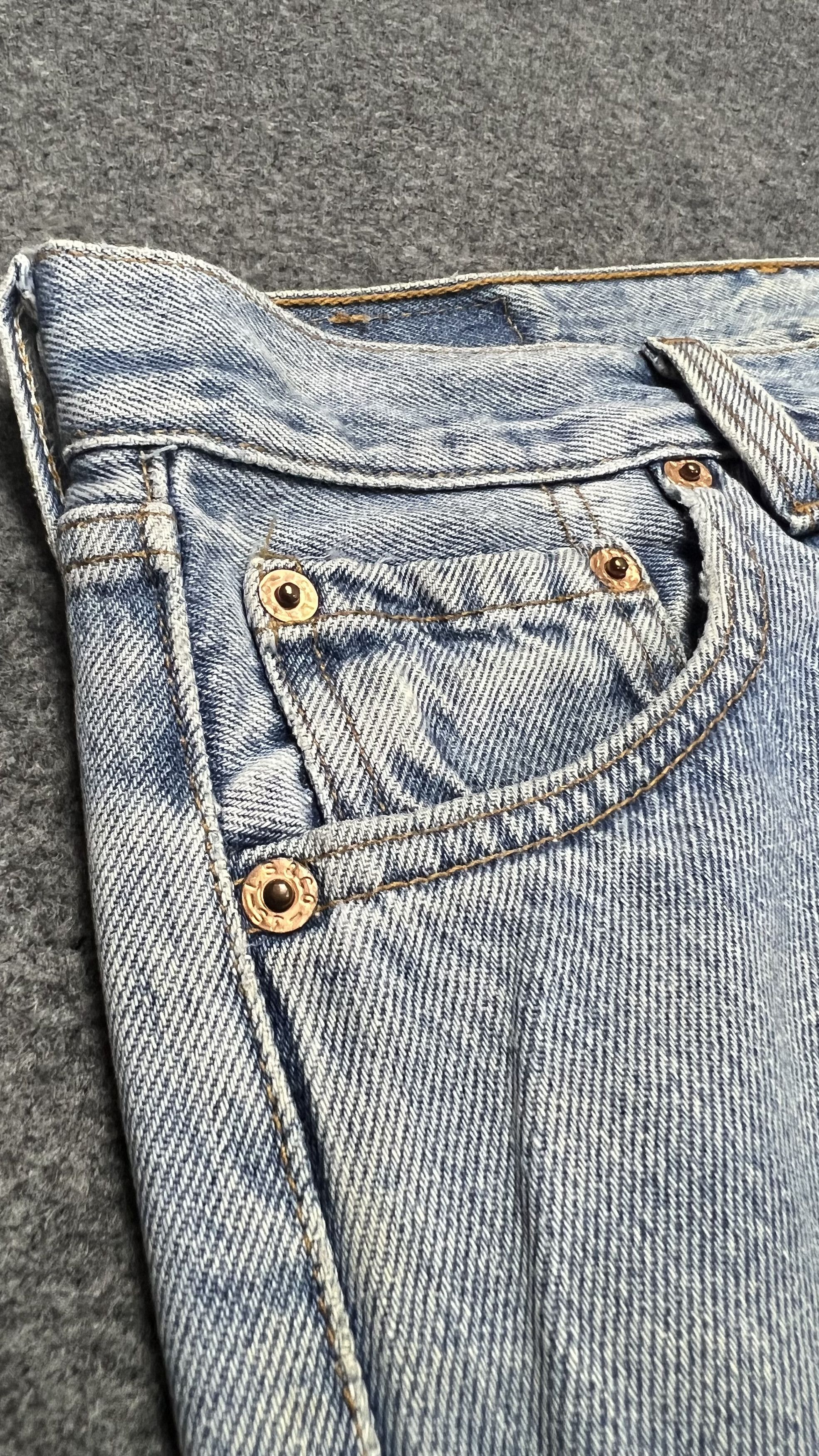 Levi's Vintage Levi's 501 Distressed jeans Size US 31 - 6 Thumbnail