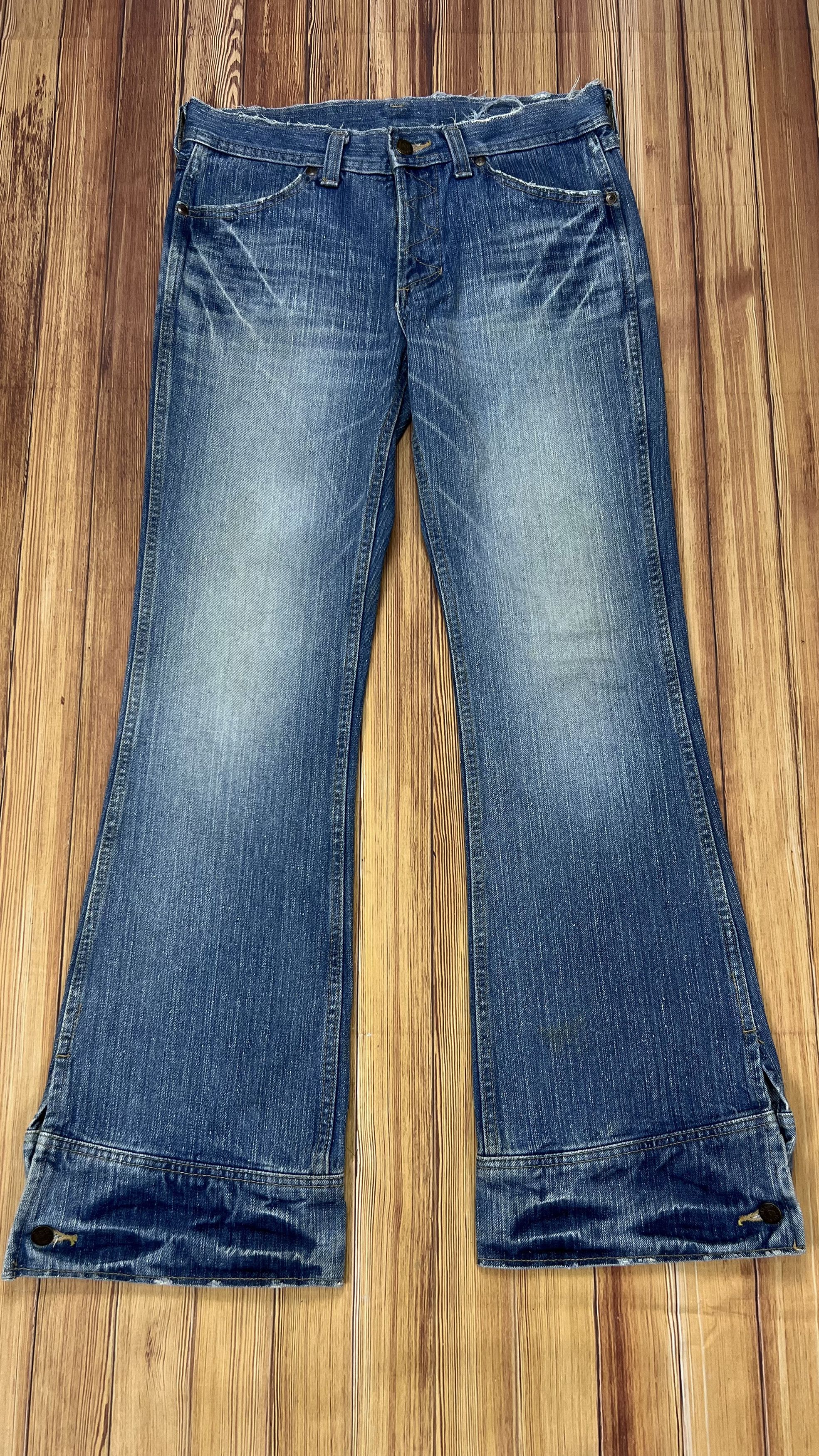 Lee Bell Bottom Lee Rider x Goya By Junmen Vintage Jeans Size US 33 - 1 Thumbnail