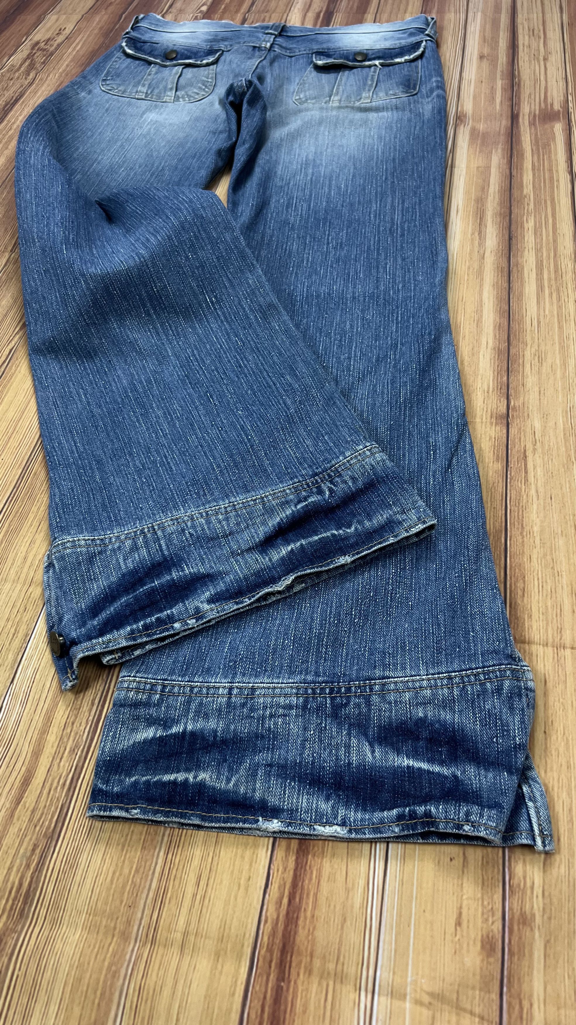 Lee Bell Bottom Lee Rider x Goya By Junmen Vintage Jeans Size US 33 - 11 Thumbnail