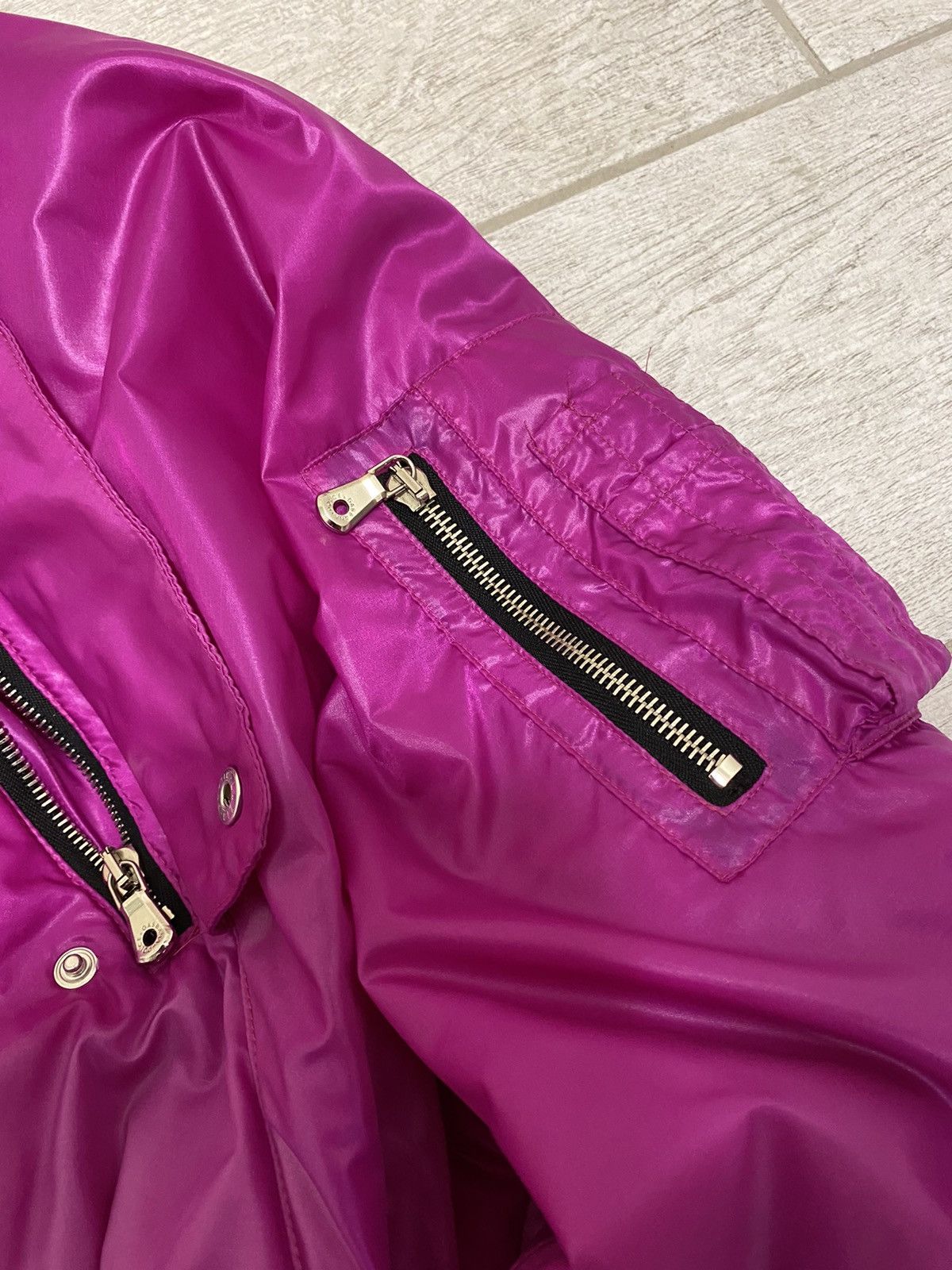 Dolce & Gabbana × Vintage Dolce & Gabbana Fuchsia Cropped Hooded Raccoon Trim Jacket Size US XS / EU 42 / 0 - 9 Thumbnail