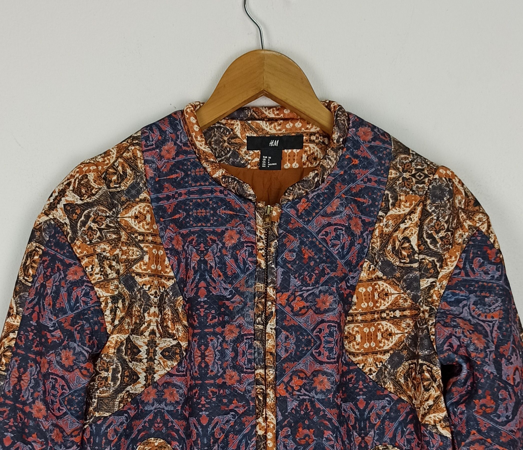 H&M 🔥STEALS🔥 H&M Jacket cropped Nicely Design Fully Zipper Size S / US 4 / IT 40 - 2 Thumbnail