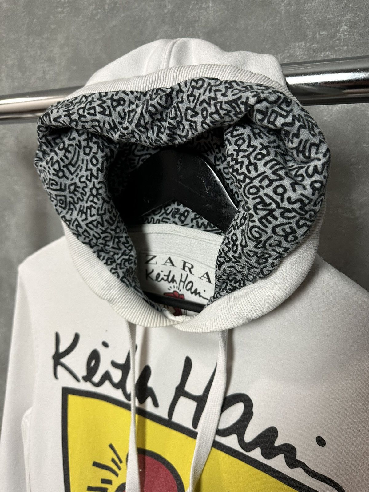 Keith Haring × Vintage × Zara Keith Haring Zara Printed Cotton White Long Sleeve Hoodie Size US M / EU 48-50 / 2 - 7 Thumbnail