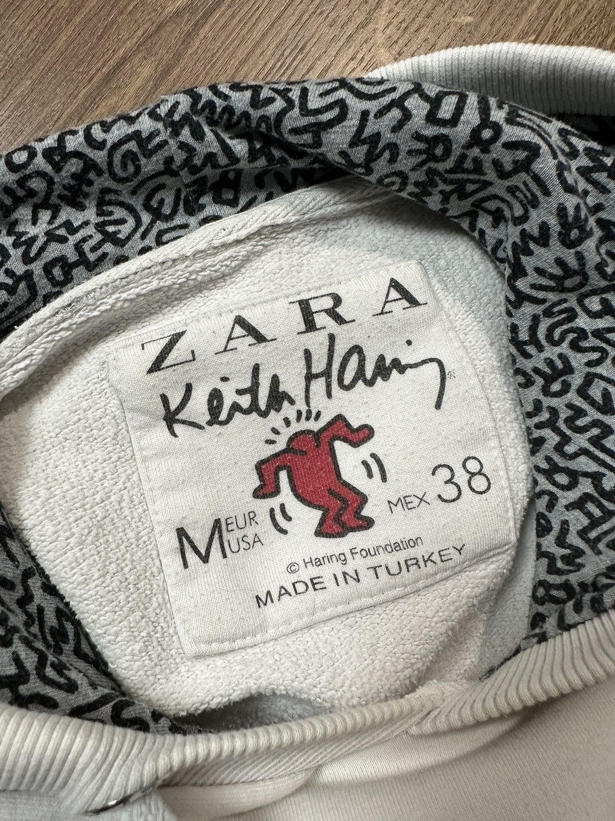 Keith Haring × Vintage × Zara Keith Haring Zara Printed Cotton White Long Sleeve Hoodie Size US M / EU 48-50 / 2 - 11 Thumbnail