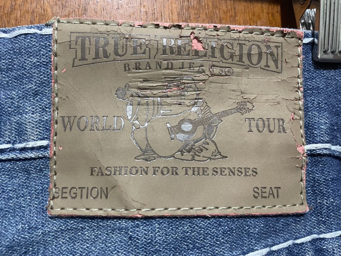 True Religion True Religion Distressed Denim Jeans Size US 35 - 12 Thumbnail