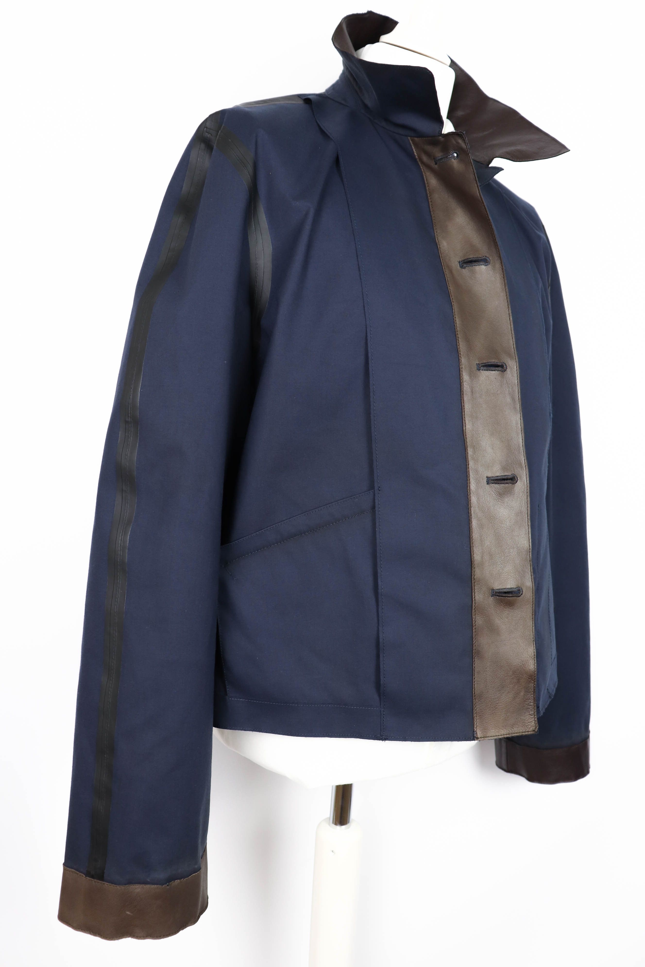 Bruno Magli Bruno Magli 00 Vintage Tech Laser Cut Cropped Jacket Size US L / EU 52-54 / 3 - 16 Thumbnail